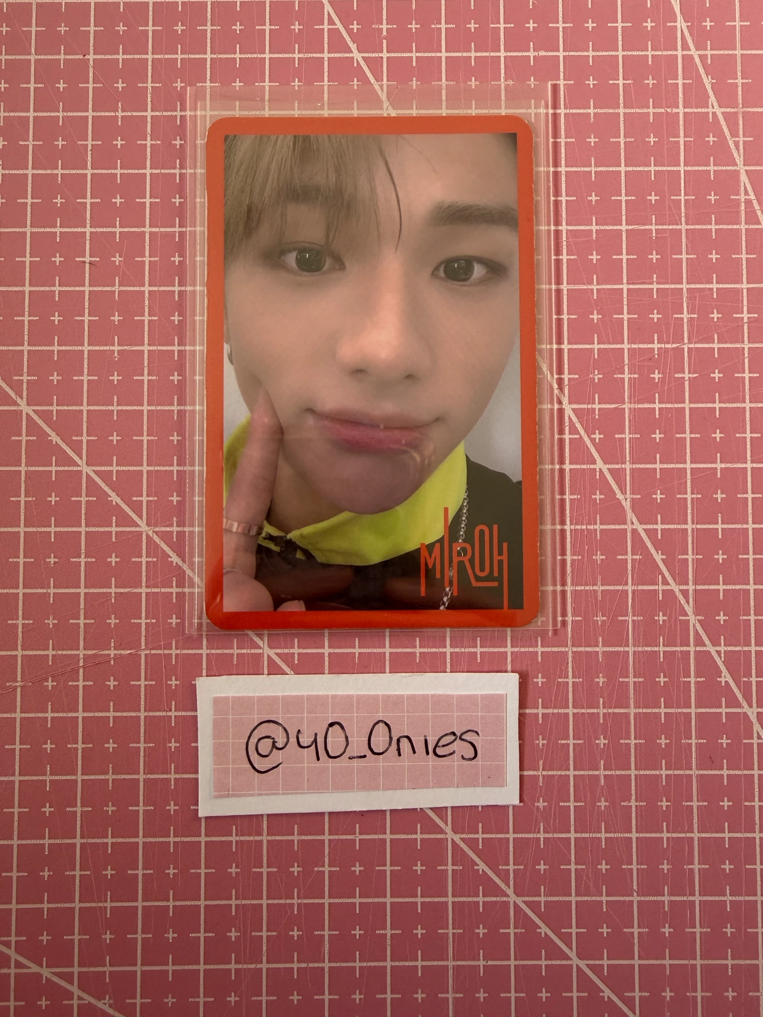 Stray Kids Hyunjin Stray Kids - Hyunjin - Clé 1: Miroh Album album photocard red border ver. listing photo 1