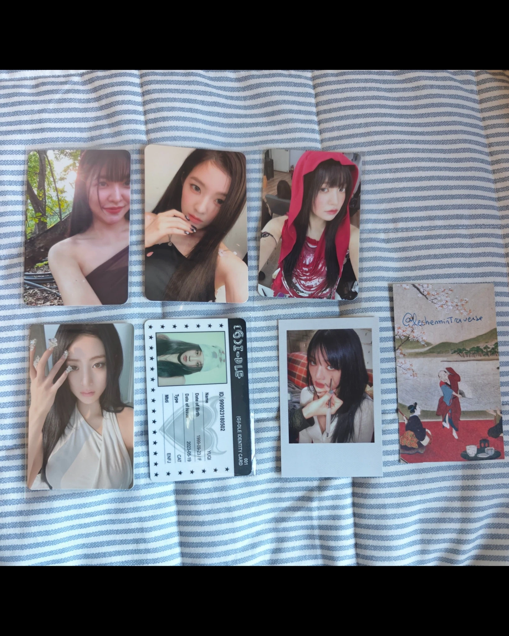 Red Velvet Yeri Red Velvet - Yeri - Cosmic Album album photocard photobook version midnight sun version listing photo 1