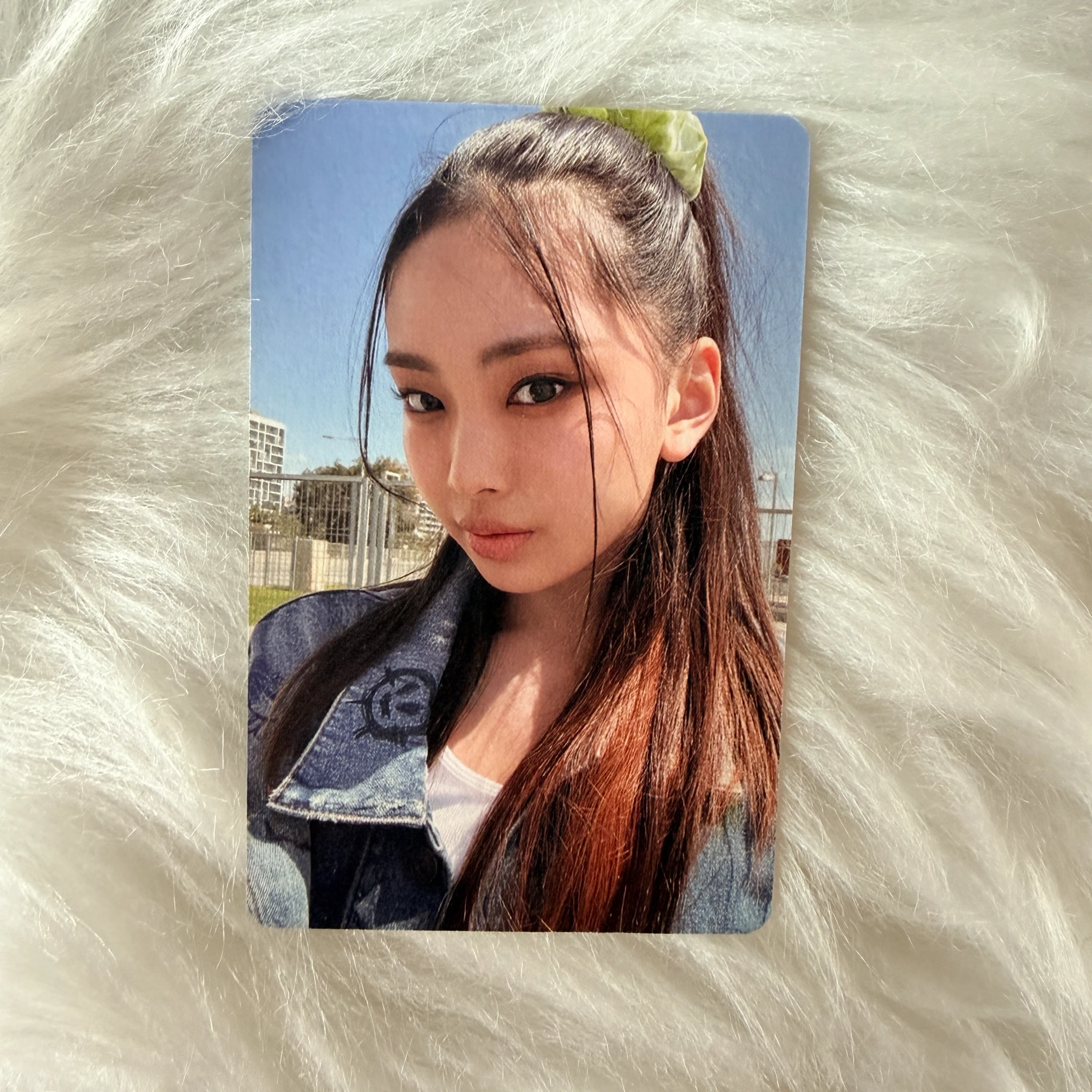 NewJeans Hyein NewJeans - Hyein - New Jeans Album album photocard weverse album version C version version 1 listing photo 1