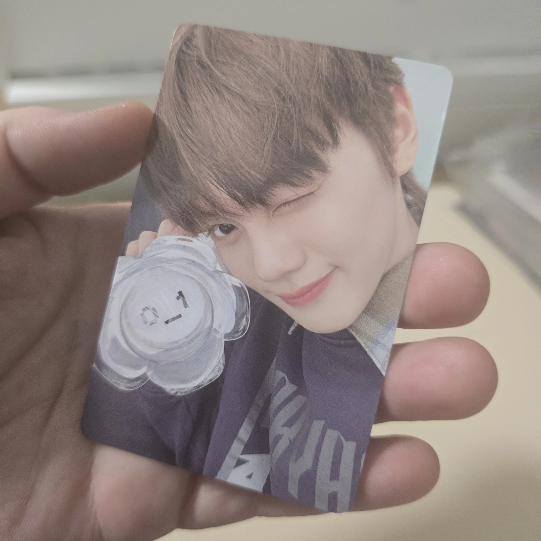 ZEROBASEONE Gyuvin ZEROBASEONE - Gyuvin - Lightstick Other photocard set pob (pre-order benefit) listing photo 1