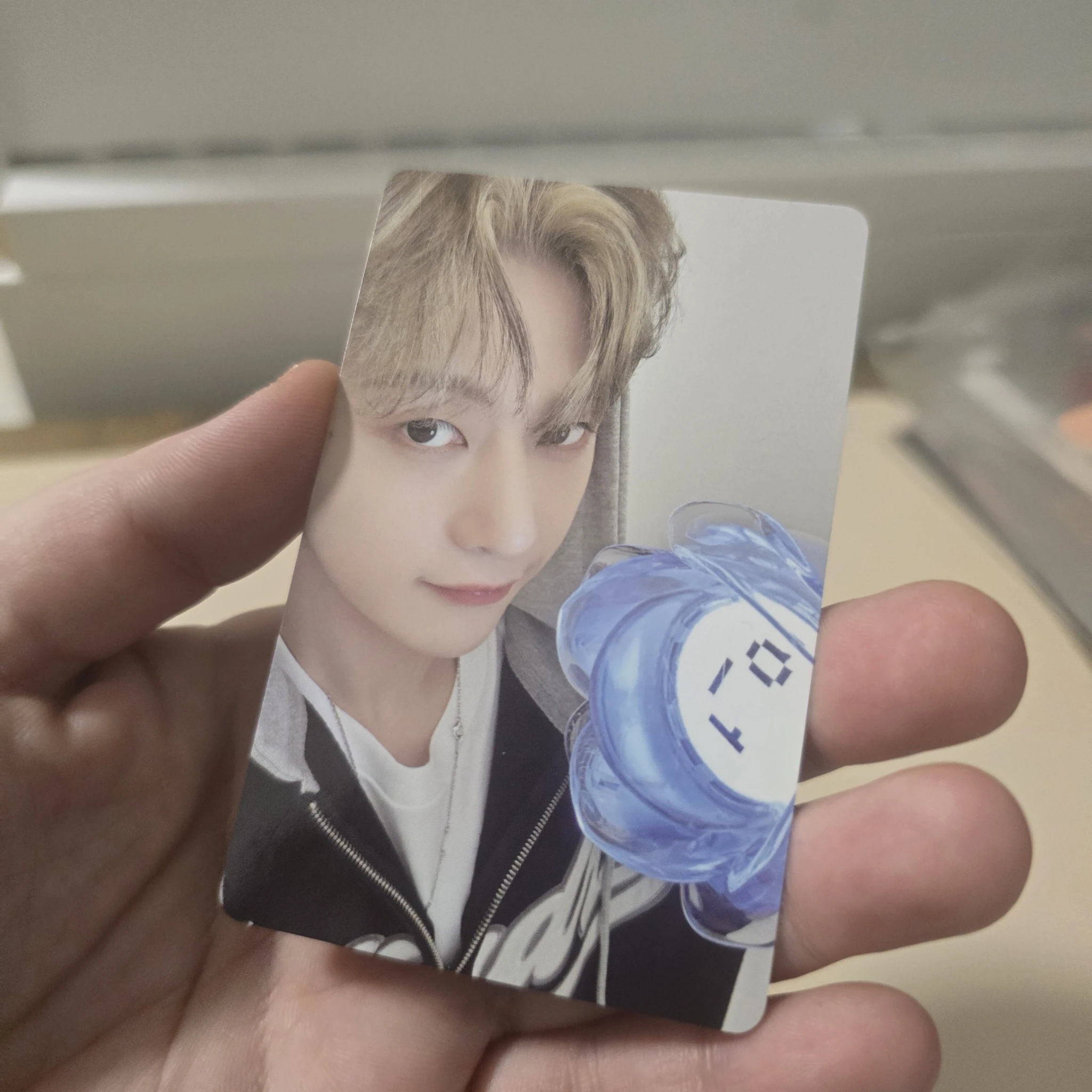 ZEROBASEONE Matthew ZEROBASEONE - Matthew - Lightstick Other pre-order benefit (pob) withmuu merch photocard lightstick listing photo 1