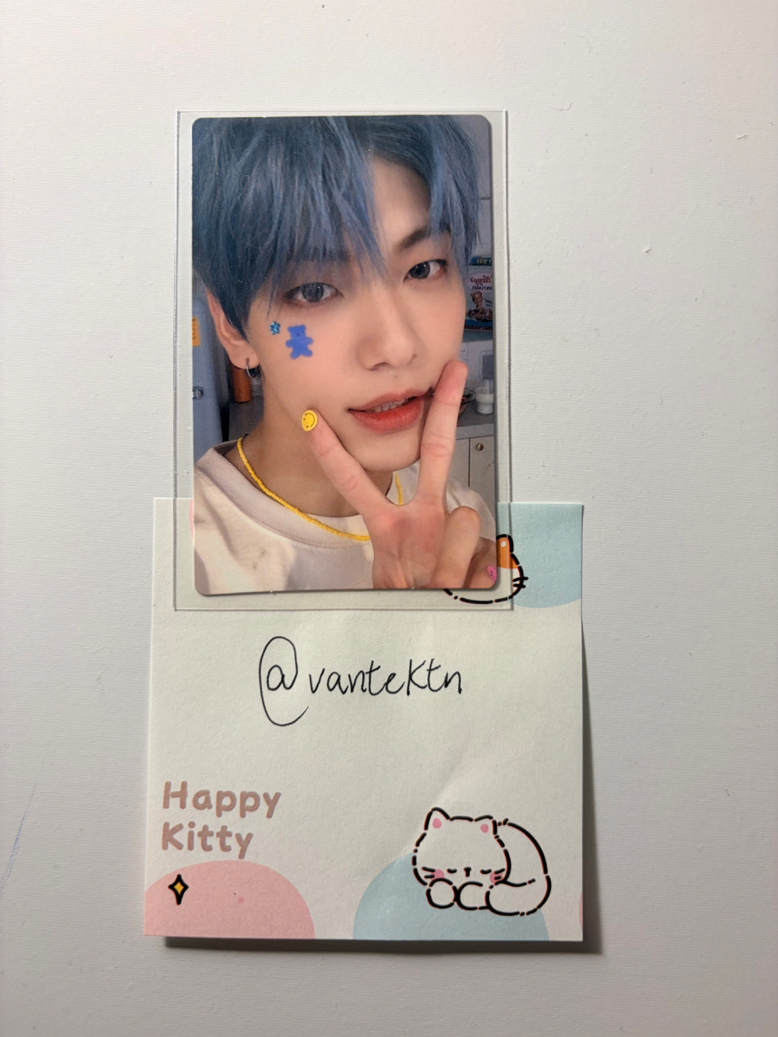 TOMORROW X TOGETHER Soobin TOMORROW X TOGETHER - Soobin - Minisode 1: Blue Hour Album album photocard R ver. listing photo 1