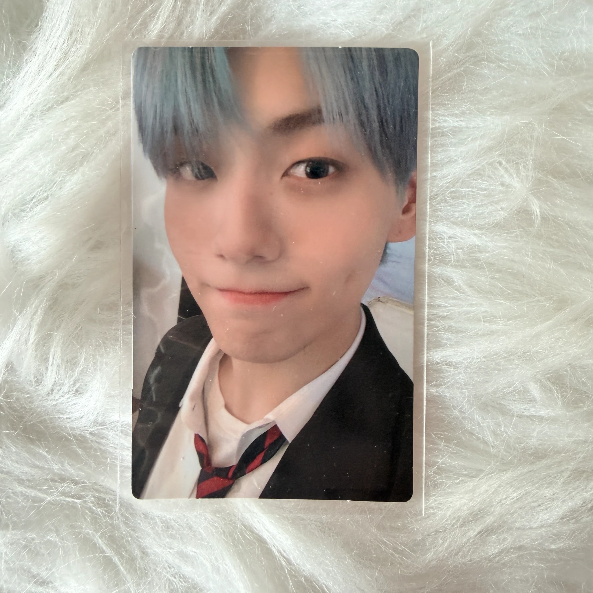 TOMORROW X TOGETHER Soobin TOMORROW X TOGETHER - Soobin - Minisode 1: Blue Hour Album album photocard ar ver listing photo 1