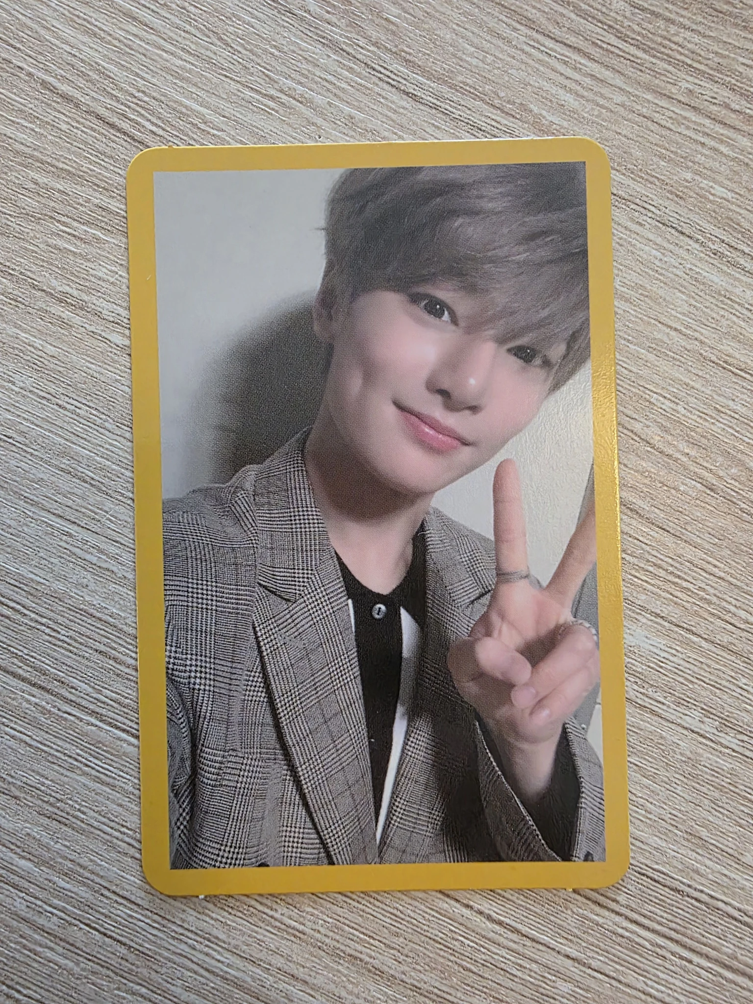 Stray Kids I.N Stray Kids - I.N - Clé 2: Yellow Wood Album album photocard yellow border ver. listing photo 1