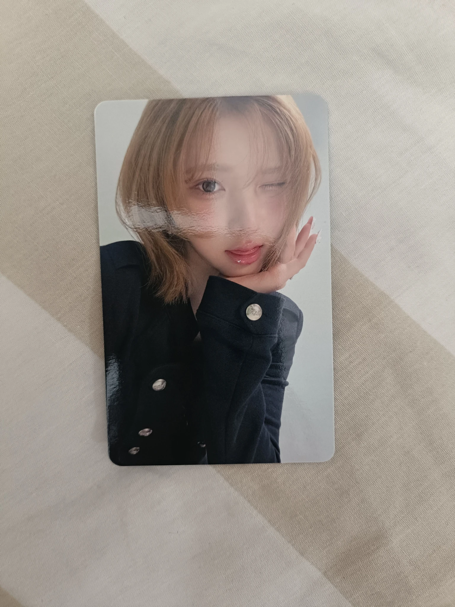 Hearts2Hearts Jiwoo Hearts2Hearts - Jiwoo - ICONIC HEART Album pob (pre-order benefit) ums japan (universal music store) listing photo 1