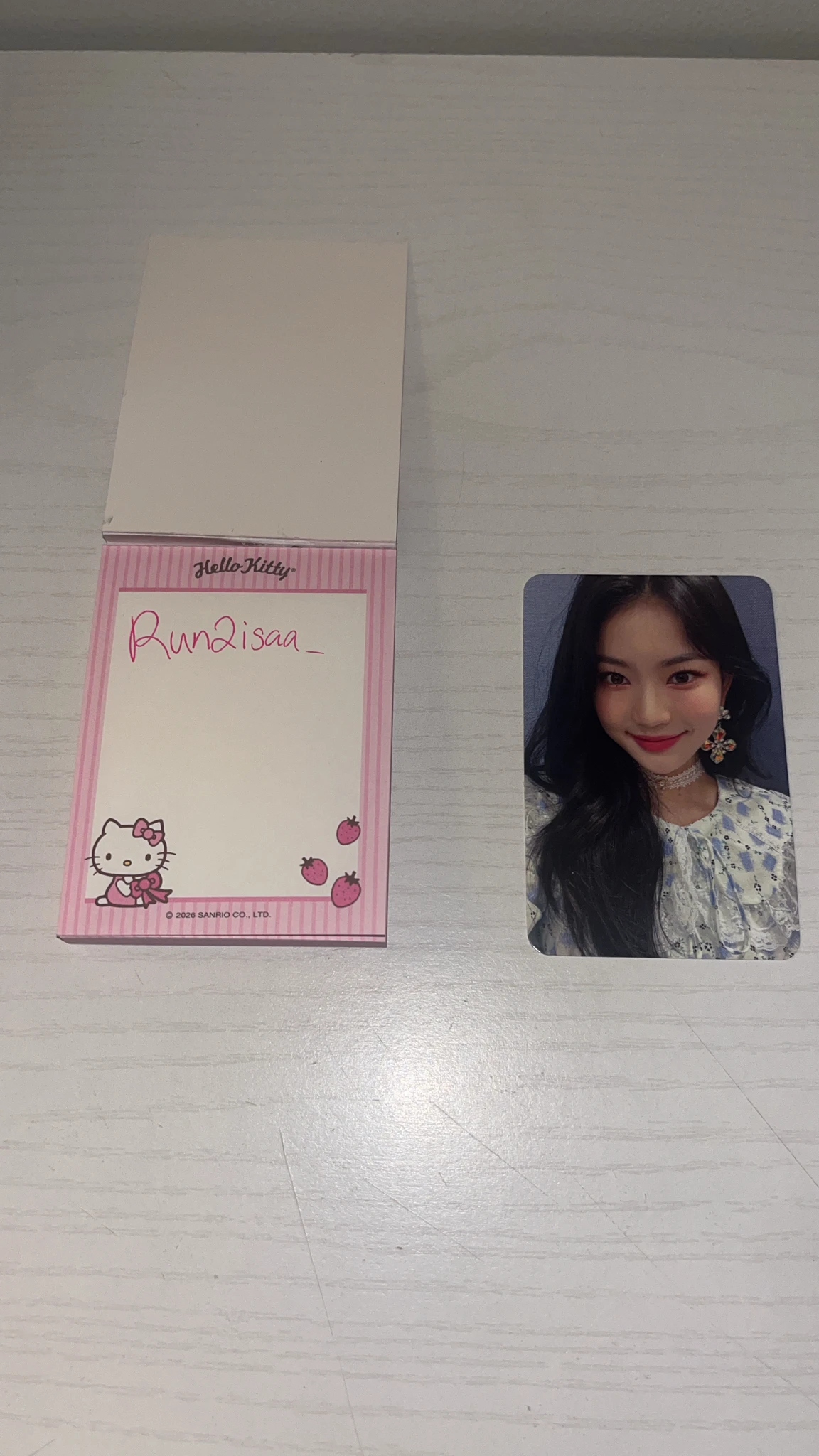 STAYC Isa STAYC - Isa - WE NEED LOVE Album apple music lucky draw listing photo 1