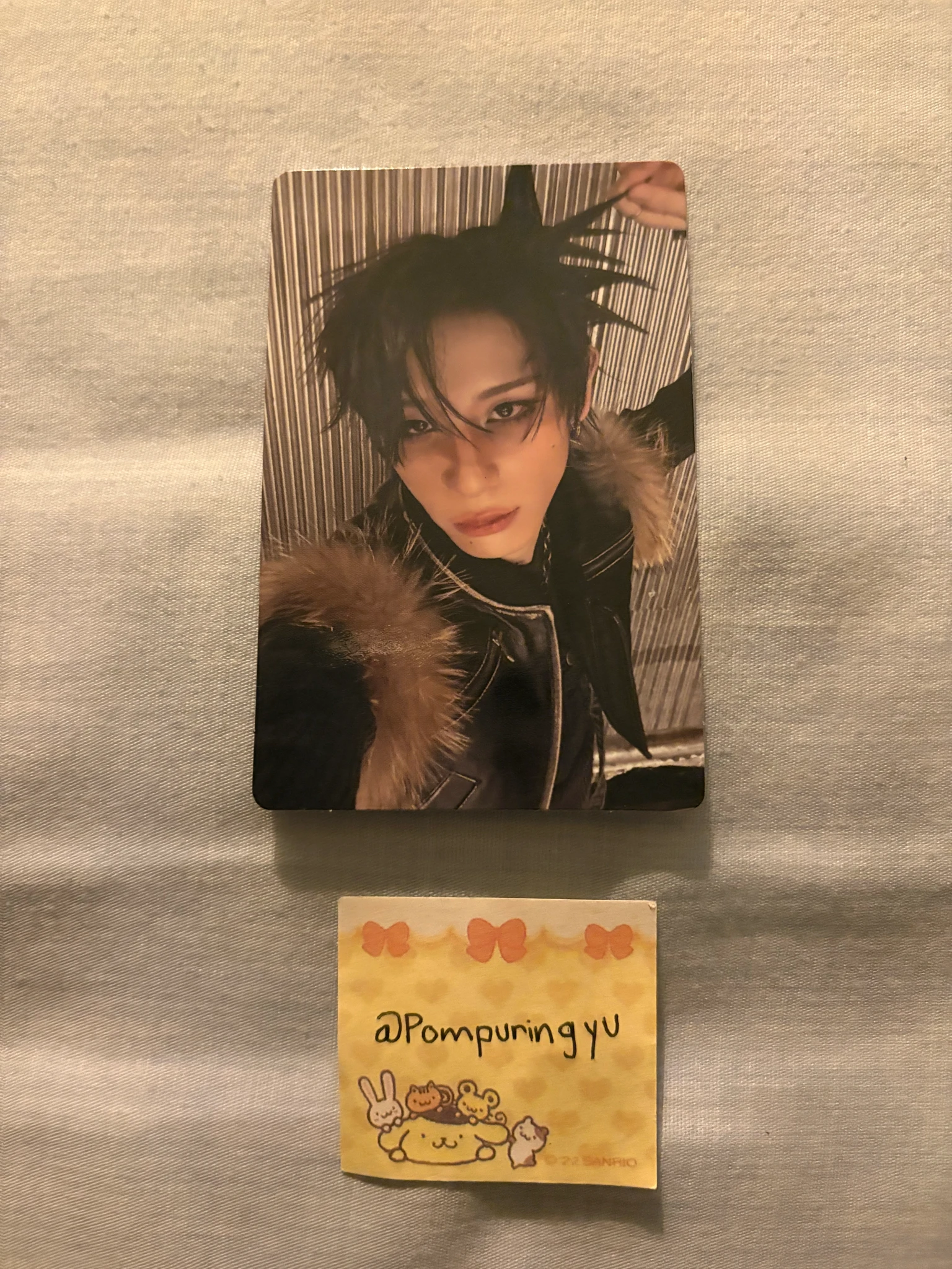 XLOV Haru XLOV - Haru - Uxlxve Album album photocard N version listing photo 1