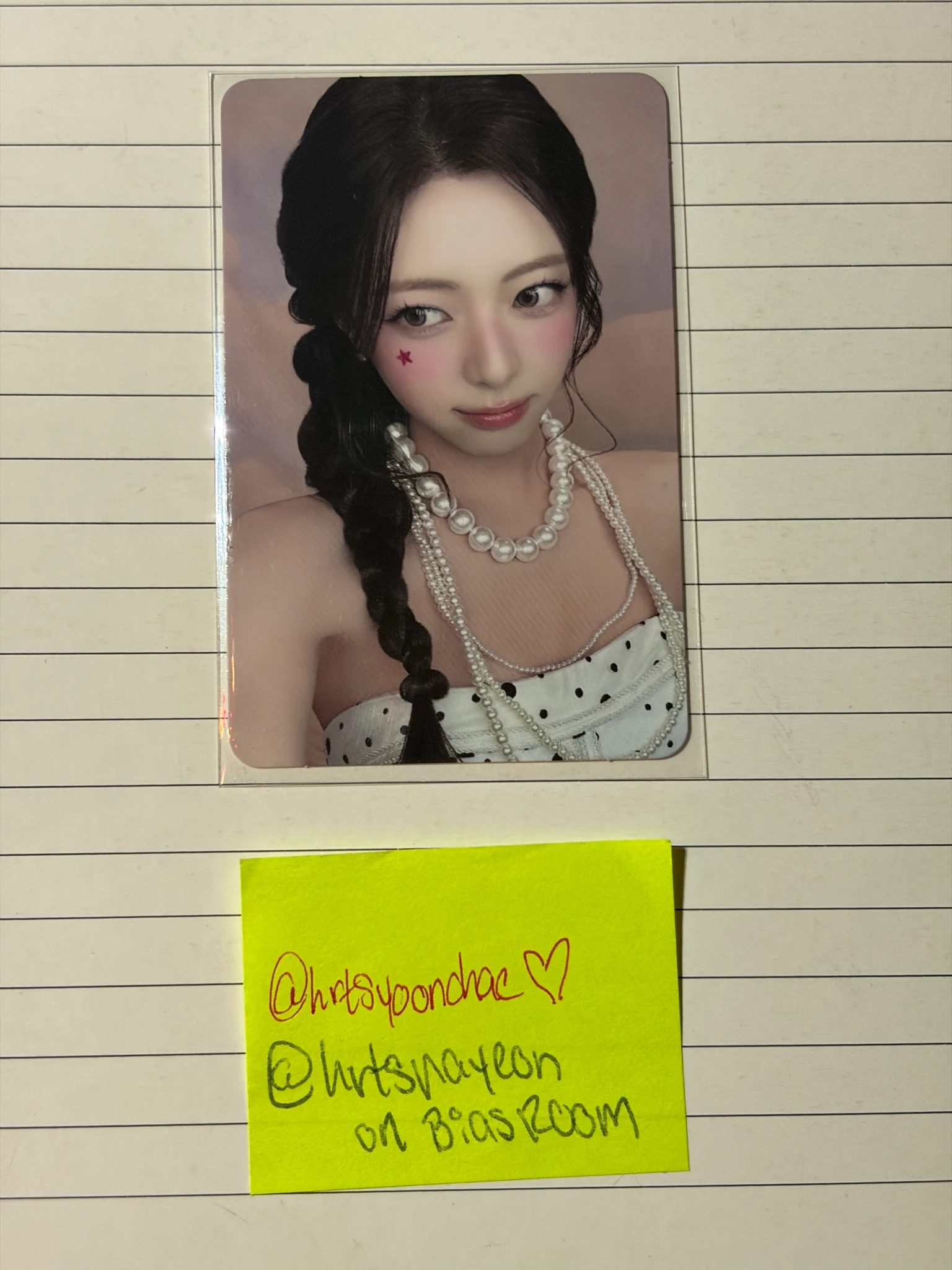 ITZY Yuna ITZY - Yuna - Motto Album photobook version album photocard C version listing photo 1