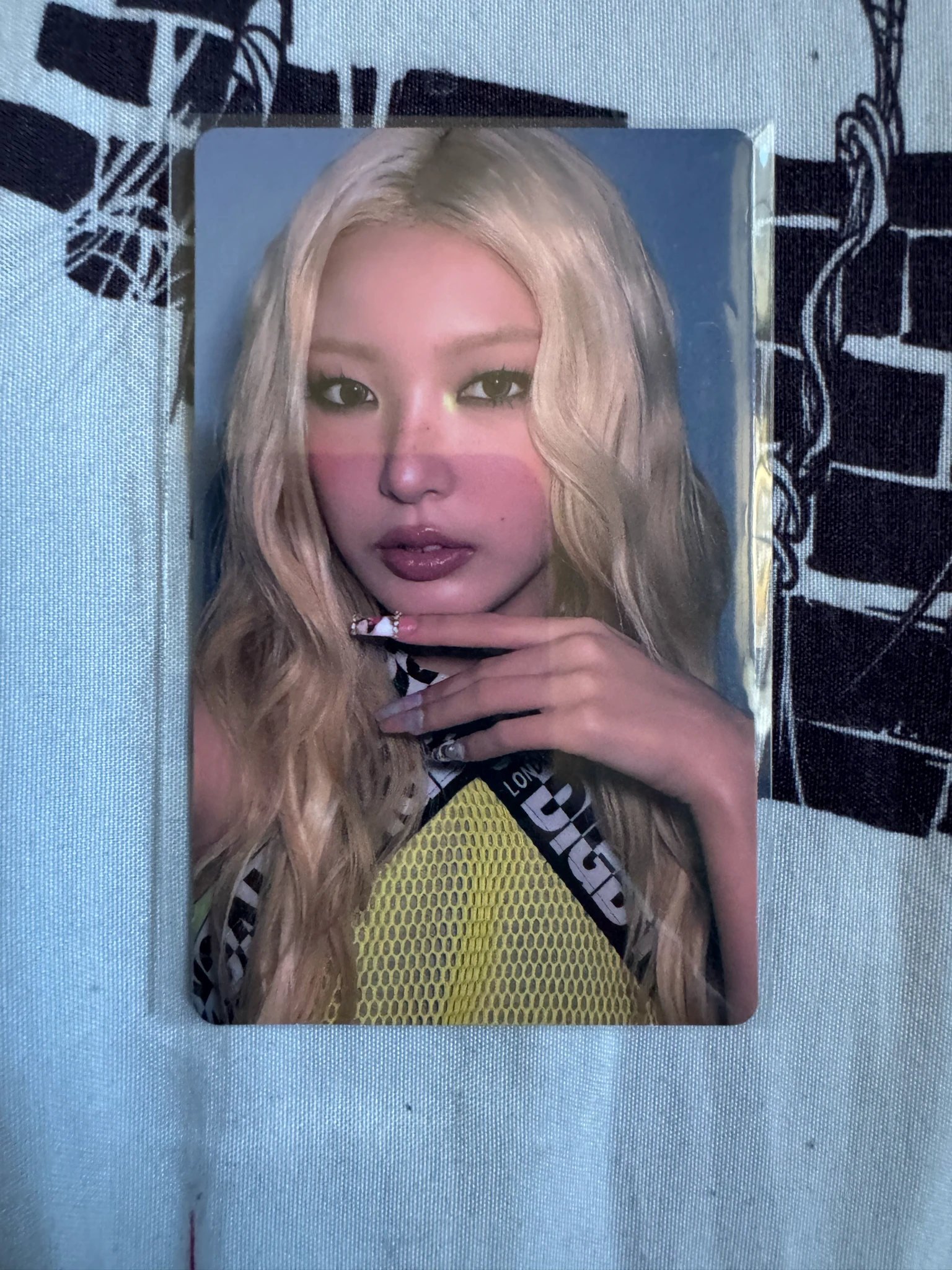 KATSEYE Yoonchae KATSEYE - Yoonchae - WILD Album studio choom weverse global shop (wvg) special gift/benefit listing photo 1