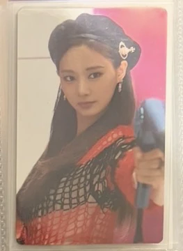 TWICE Tzuyu TWICE - Tzuyu - Happy TWICE & ONCE Day! (6th Anniversary) Event merch photocard photocard set toothbrush sterilizer listing photo 1