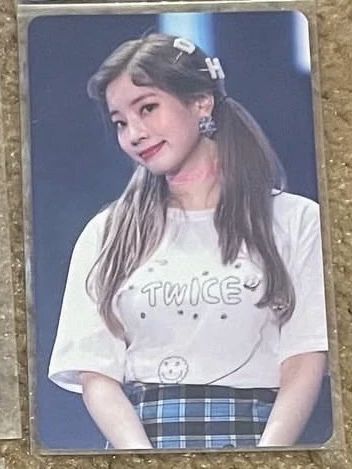TWICE Dahyun TWICE - Dahyun - TWICE World Tour 2019 TWICELIGHTS in Seoul DVD & Blu-ray Other DVD version photocard set listing photo 1