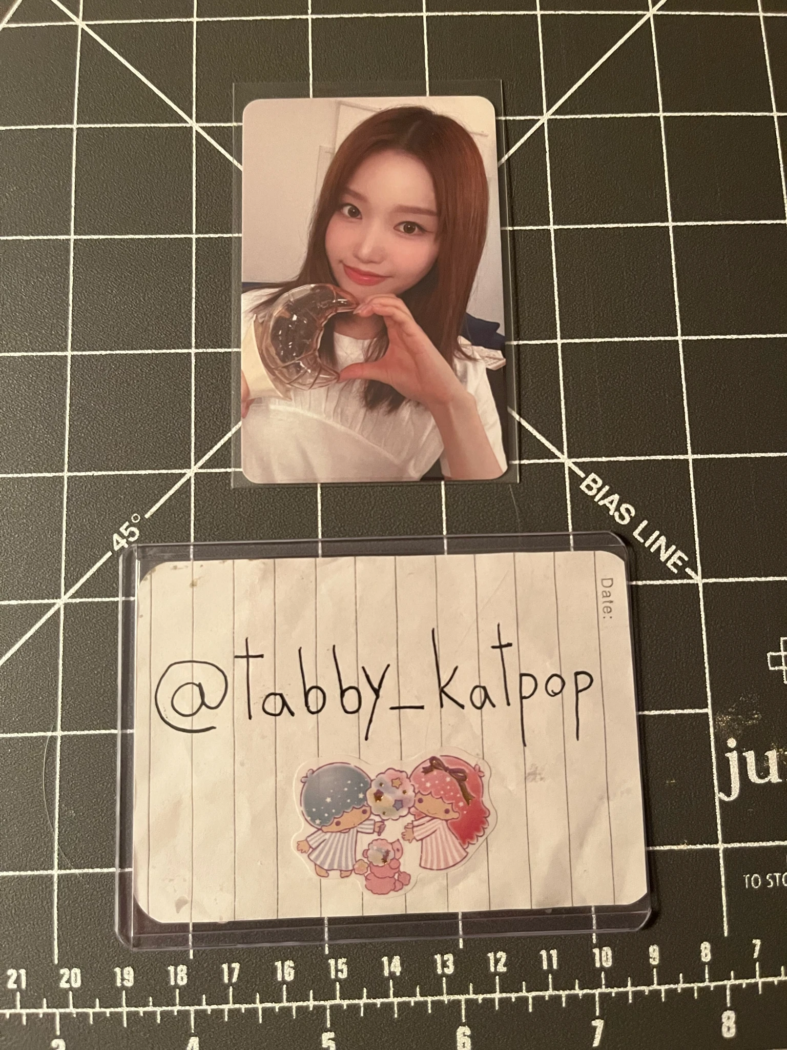 Loossemble Go Won Loossemble - Go Won - Official Light Stick Other photocard set lightstick listing photo 1