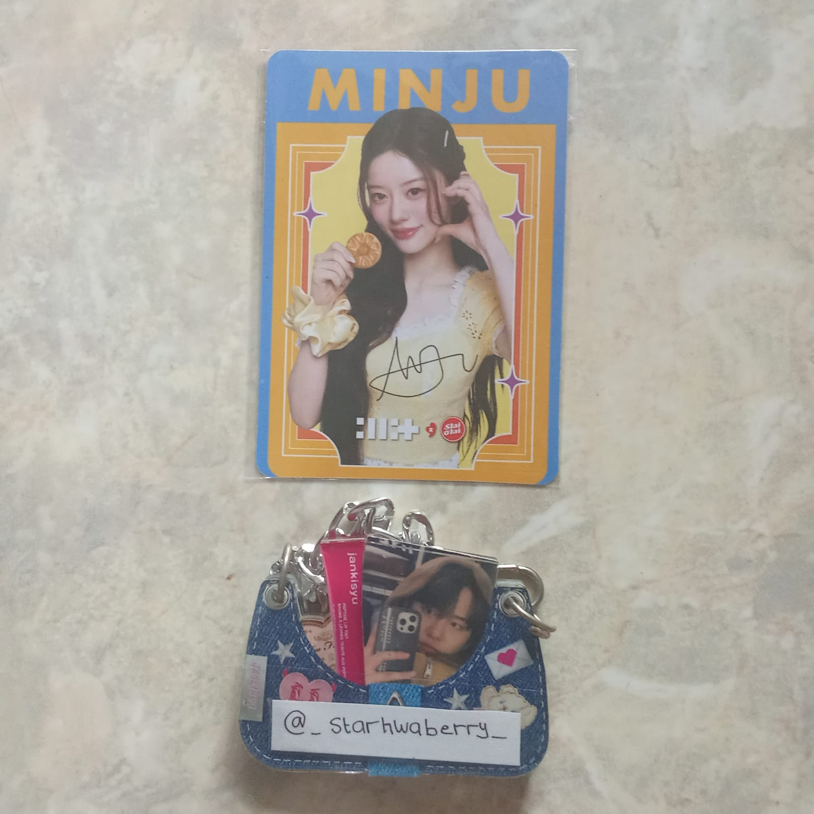ILLIT Minju ILLIT - Minju - ILLIT X Slai O’lai Other brand collaboration purchase benefit printed signature photocard set listing photo 1