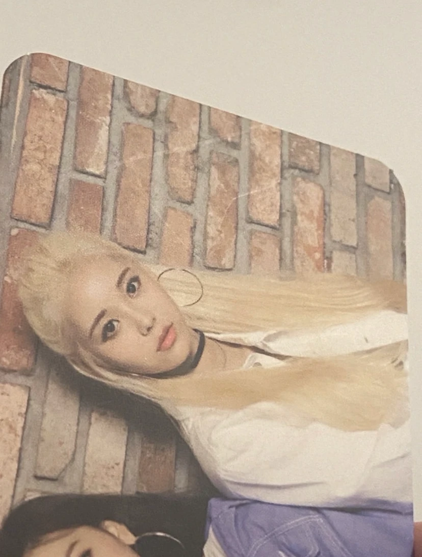 LOONA LOONA - Choerry & Jinsoul - Choerry & Jinsoul Album loona loona solo choerry jinsoul album photocard listing photo 2