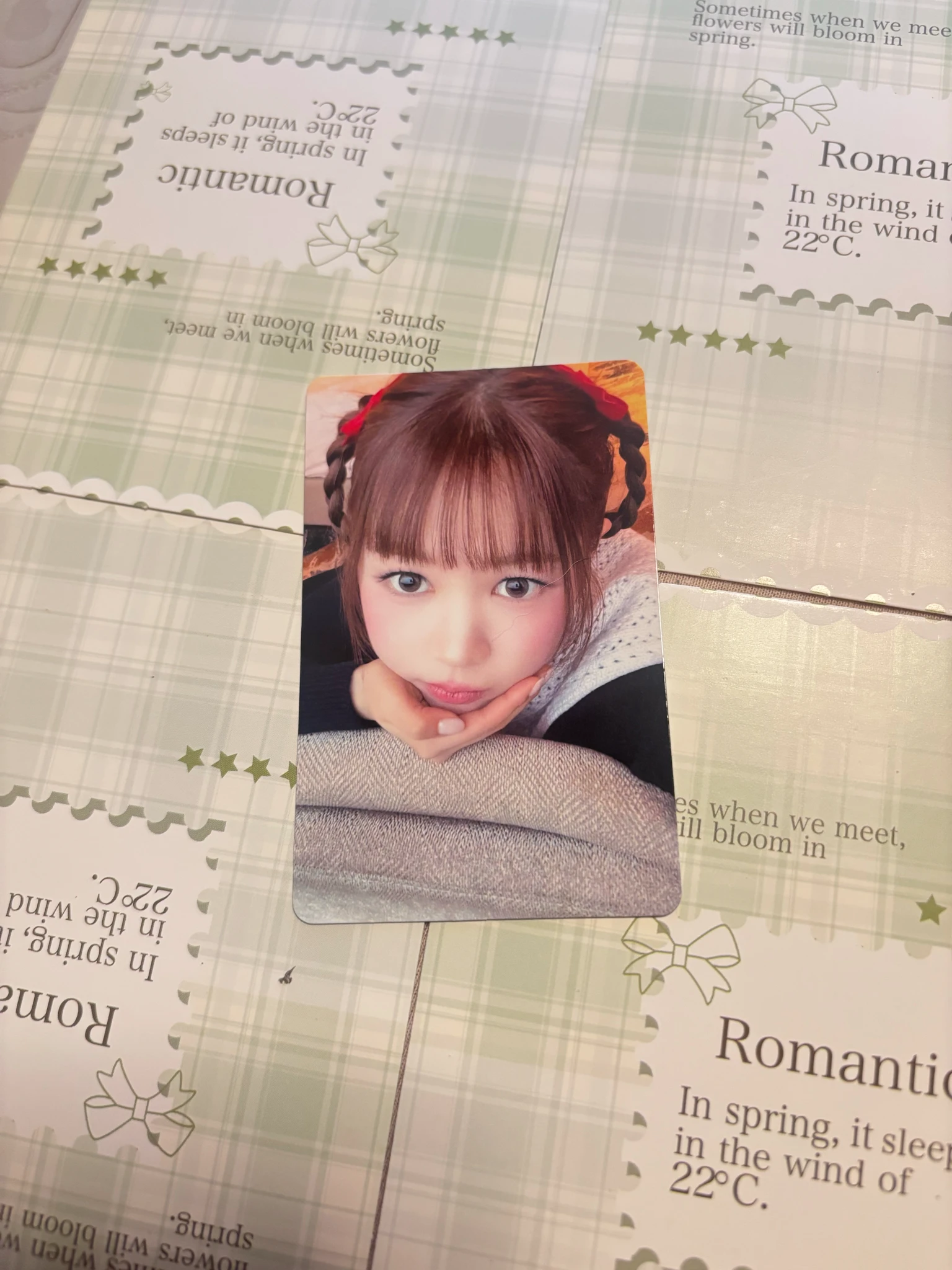 Hearts2Hearts Ye-on Hearts2Hearts - Ye-on - FOCUS Album KMStation fansign round 1 listing photo 1