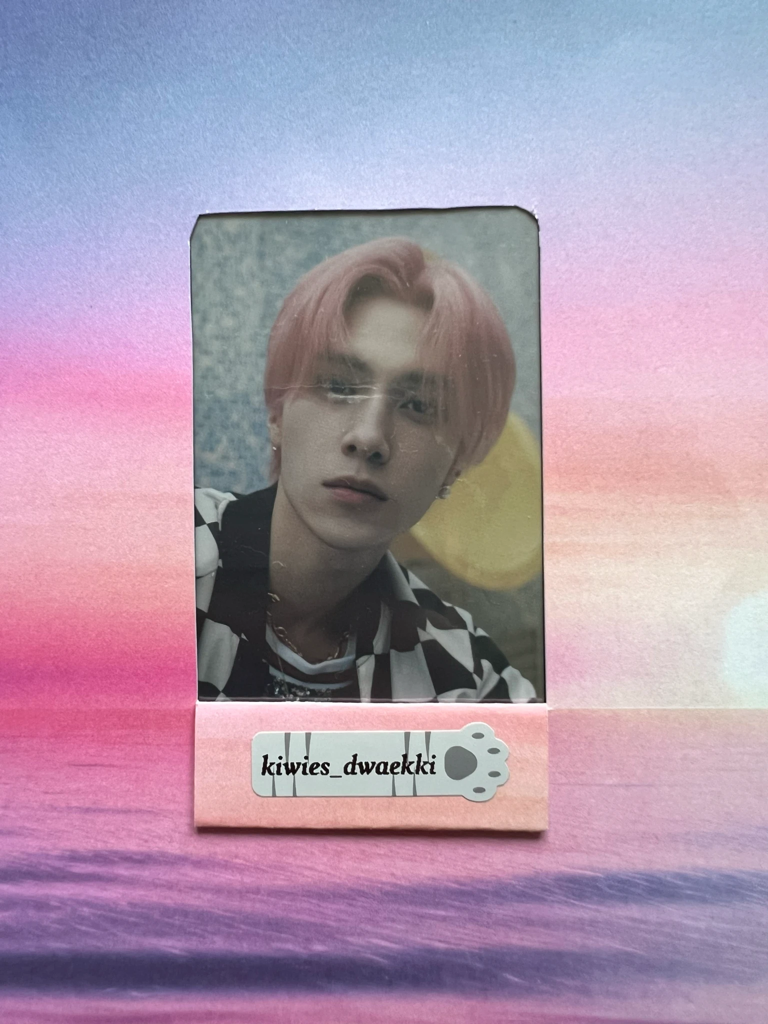 WayV Hendery WayV - Hendery - Kick Back MD Other merch photocard listing photo 1