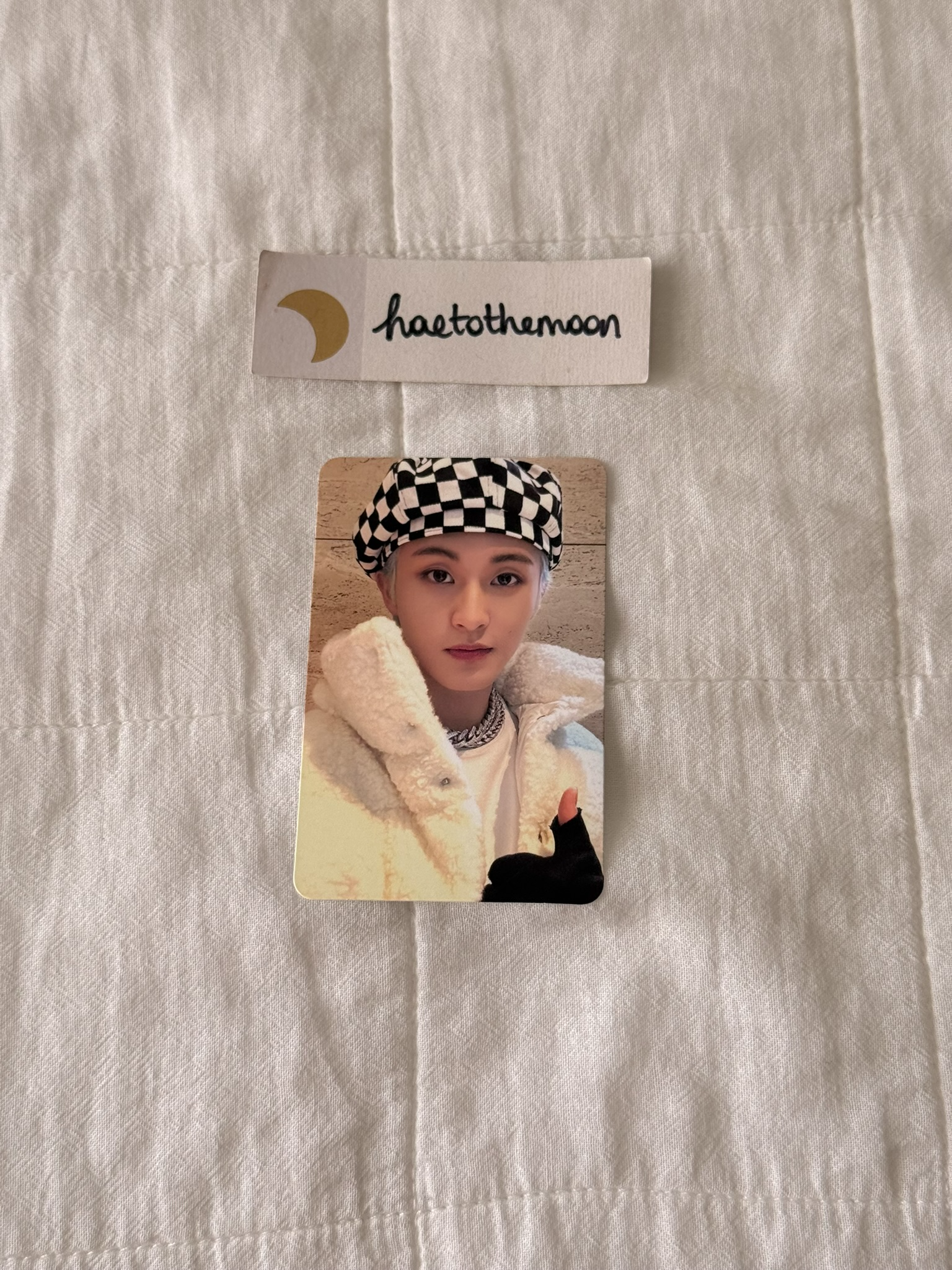 NCT Mark NCT - Mark - 2023 NCT CCOMAZ GROCERY STORE POP-UP Other merch photocard trading card green version selfie listing photo 1