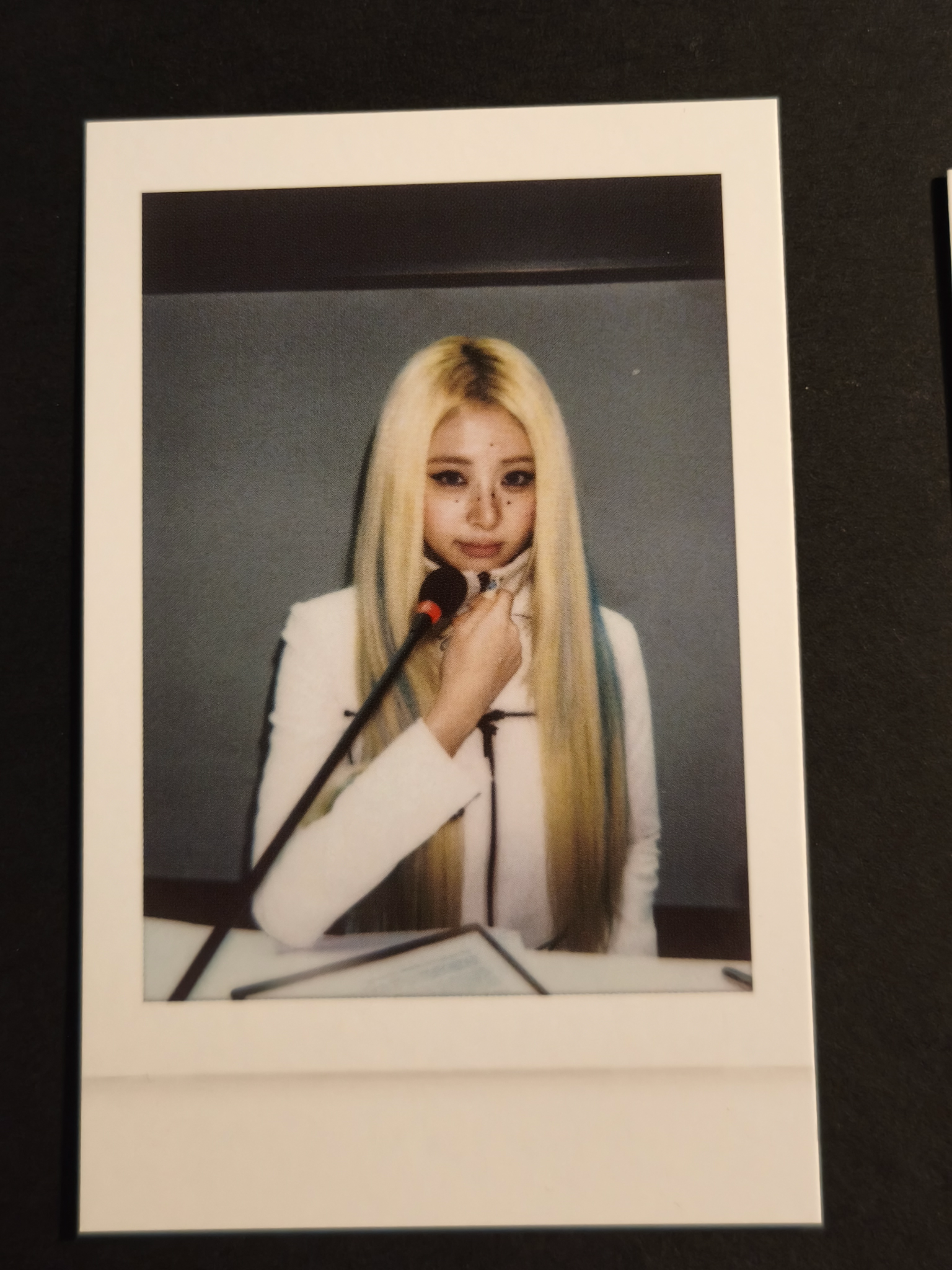 LE SSERAFIM Huh Yunjin LE SSERAFIM - Huh Yunjin - Made My Night Album polaroid trading card merch photocard listing photo 1