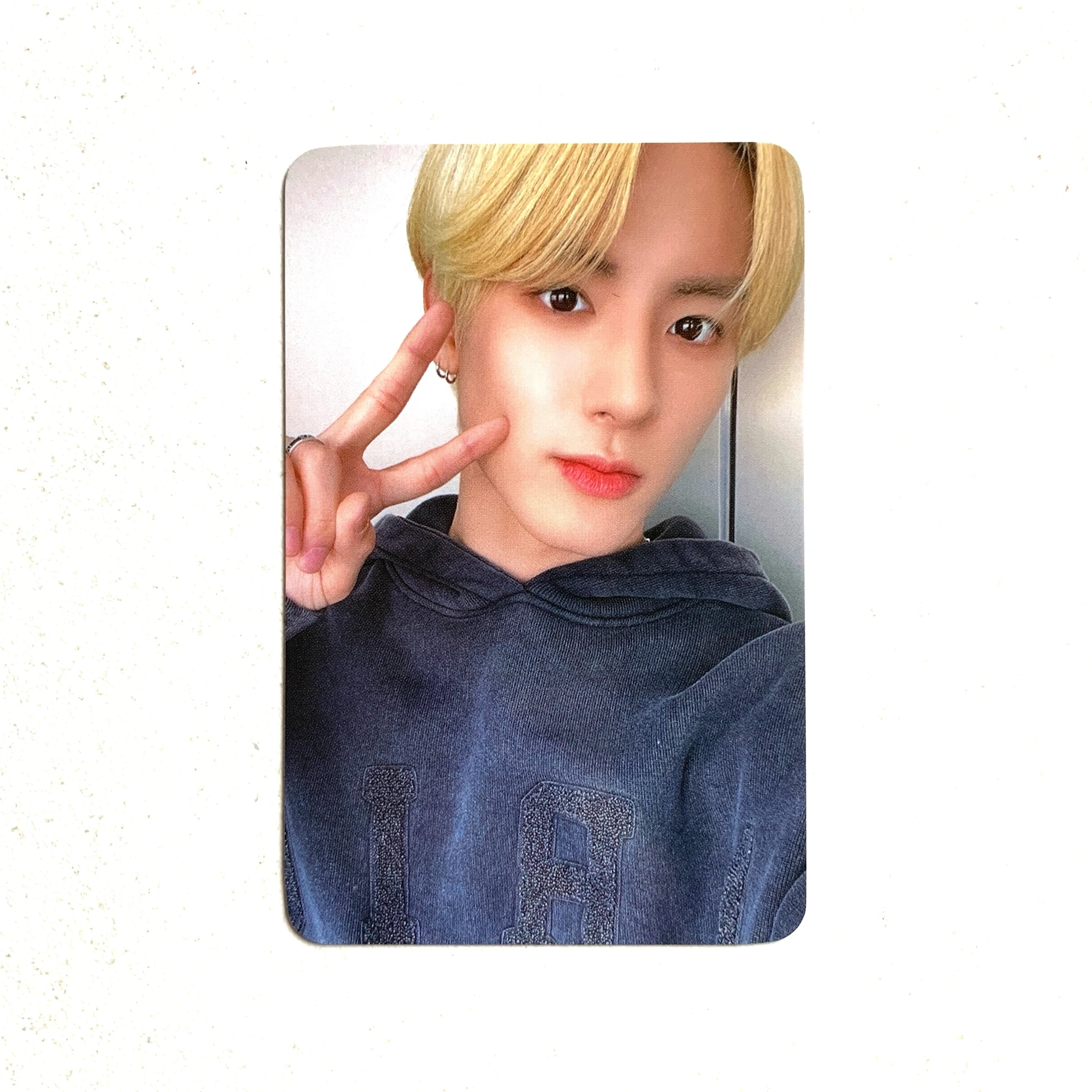 THE BOYZ Eric THE BOYZ - Eric - Be Awake Album purchase benefit everline round 1 listing photo 1