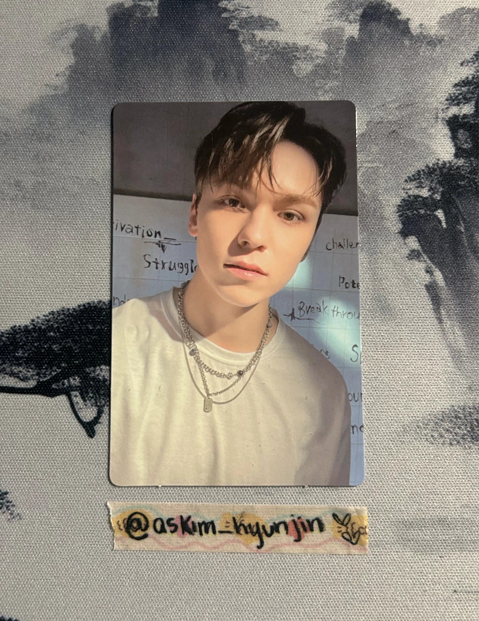 SEVENTEEN Vernon SEVENTEEN - Vernon - SEVENTEEN 4th Album 'Face the Sun' Album album photocard carat ver. listing photo 1