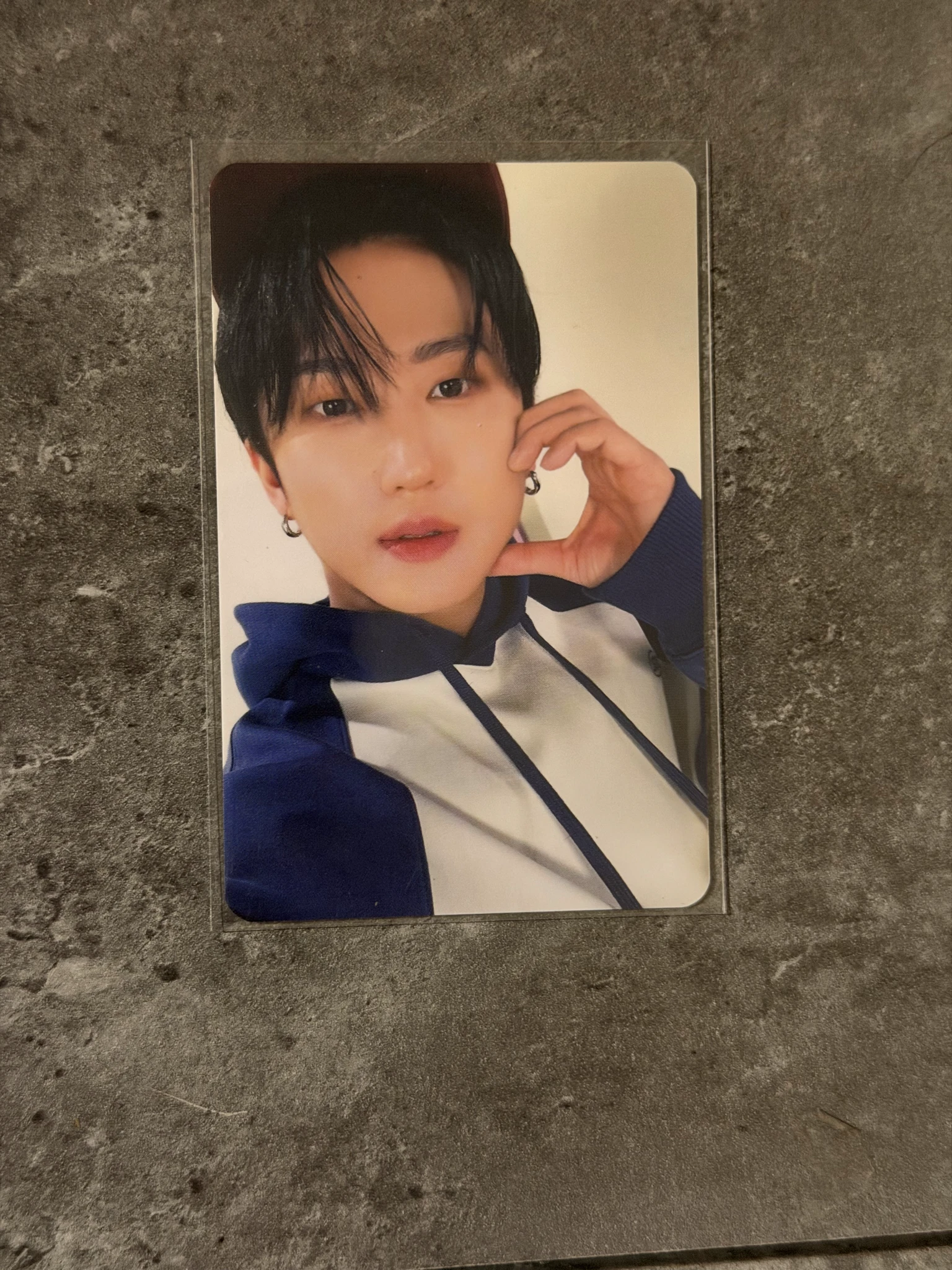 Stray Kids Changbin Stray Kids - Changbin - 2023 Season's Greetings - SKZ's Mini World Other photocard set selfie version listing photo 1