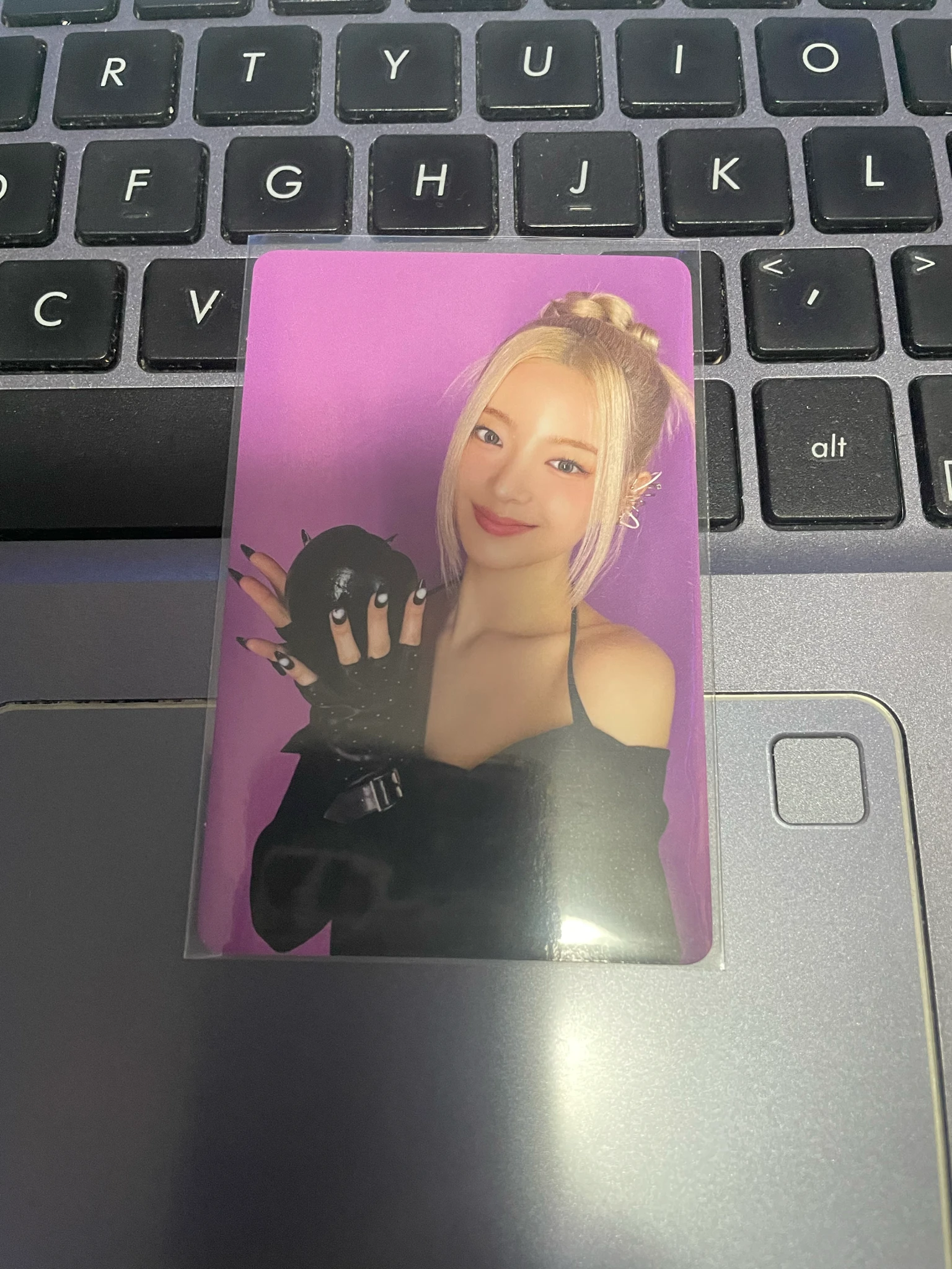 ITZY Lia ITZY - Lia - Ringo Album limited version B version japanese album album photocard listing photo 1