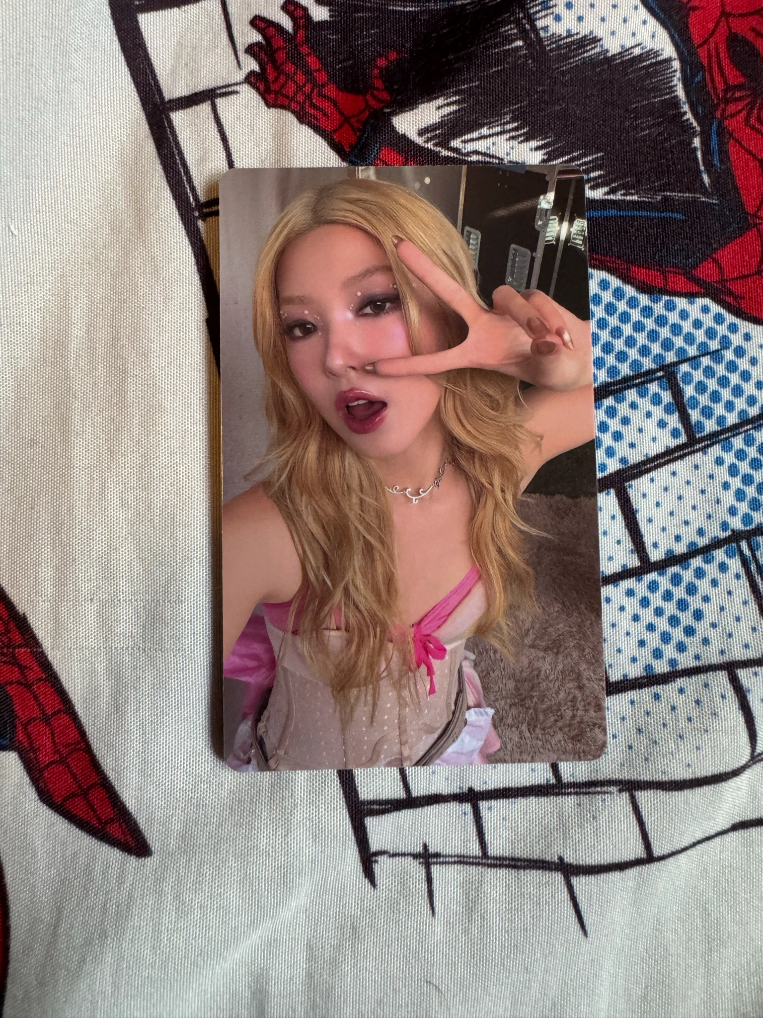 KATSEYE Yoonchae KATSEYE - Yoonchae - WILD Album weverse global shop (wvg) video call/fancall listing photo 1