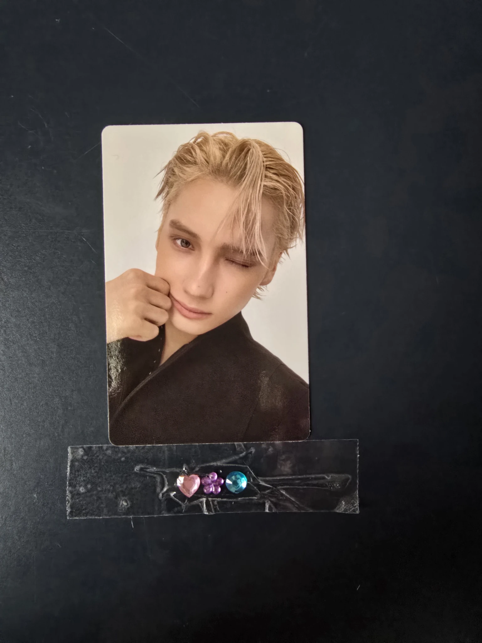 TOMORROW X TOGETHER Huening Kai TOMORROW X TOGETHER - Huening Kai - 7TH YEAR: A Moment of Stillness in the Thorns Album weverse global shop (wvg) pob (pre-order benefit) thorn version B version listing photo 1