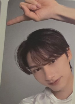 SEVENTEEN Jun SEVENTEEN - Jun - 17 IS RIGHT HERE Album album photocard carat version listing photo 1