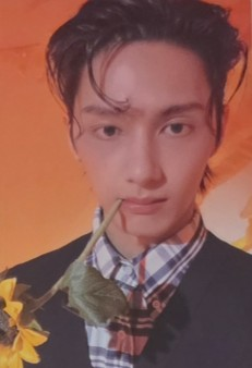 SEVENTEEN Jun SEVENTEEN - Jun - 17 IS RIGHT HERE Album album photocard here version listing photo 1