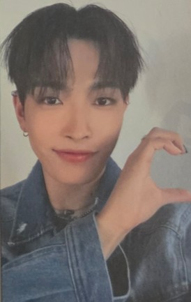 ATEEZ Hongjoong ATEEZ - Hongjoong - NOT OKAY Album limited A Version listing photo 1