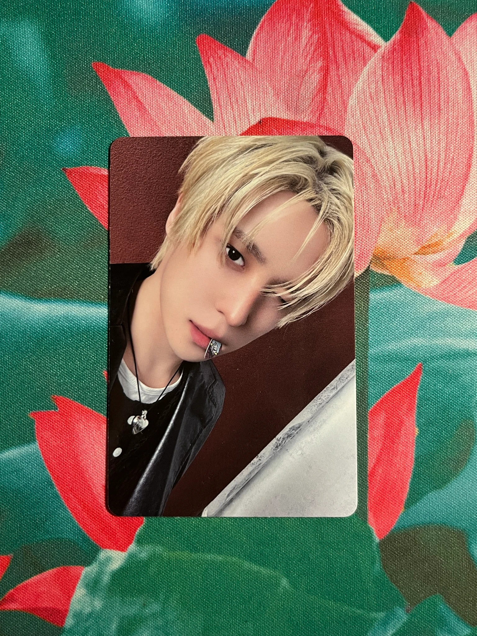 ATEEZ Yunho ATEEZ - Yunho - MIGHTEEZ Rock The Stage Other trading card pop-up version 2 listing photo 1