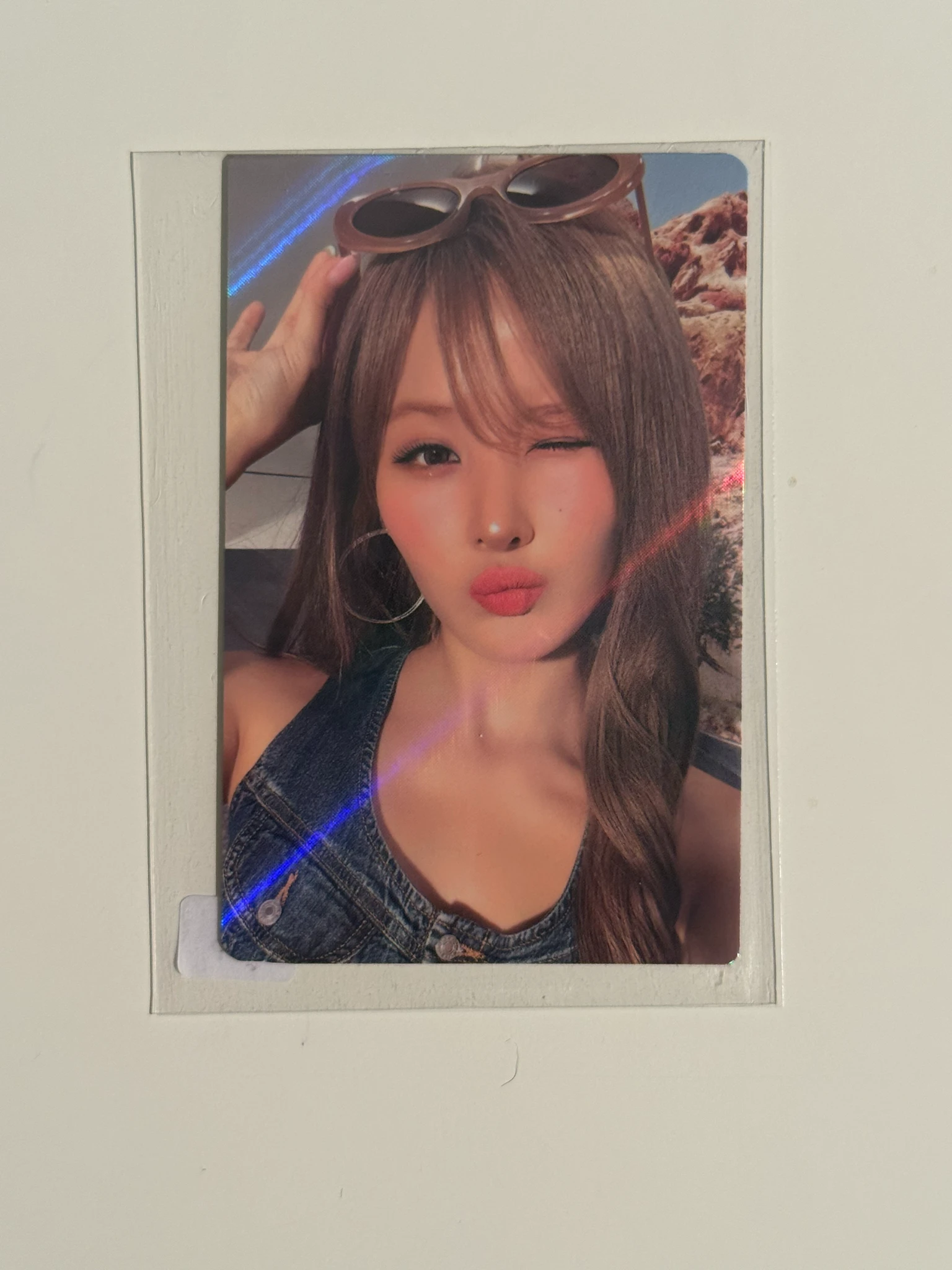 KISS OF LIFE Belle KISS OF LIFE - Belle - KISS ROAD Album merch photocard trading card listing photo 1