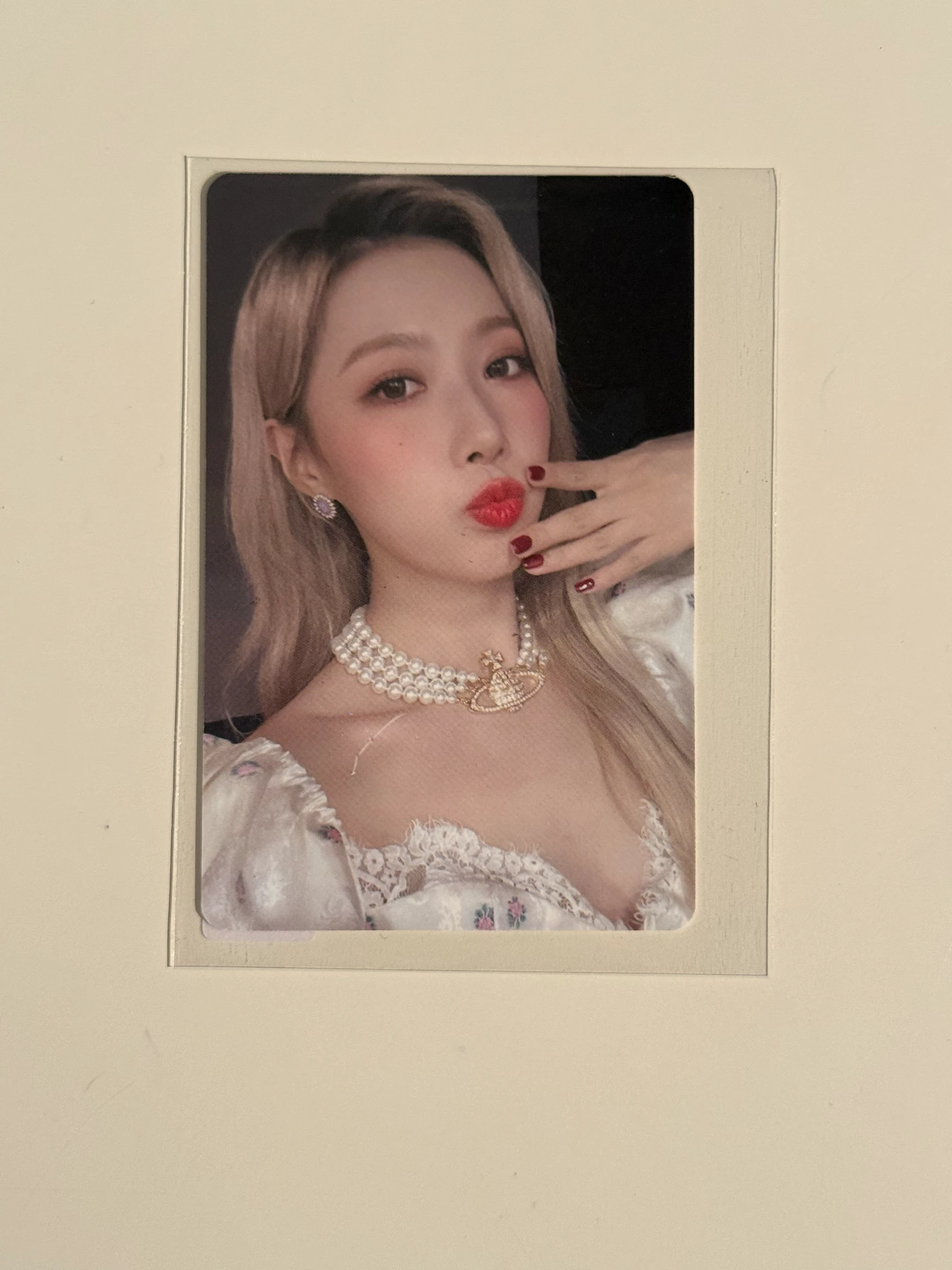 Dreamcatcher Handong Dreamcatcher - Handong - 2022 Season's Greetings Other photocard set sweet dreams version C version listing photo 1