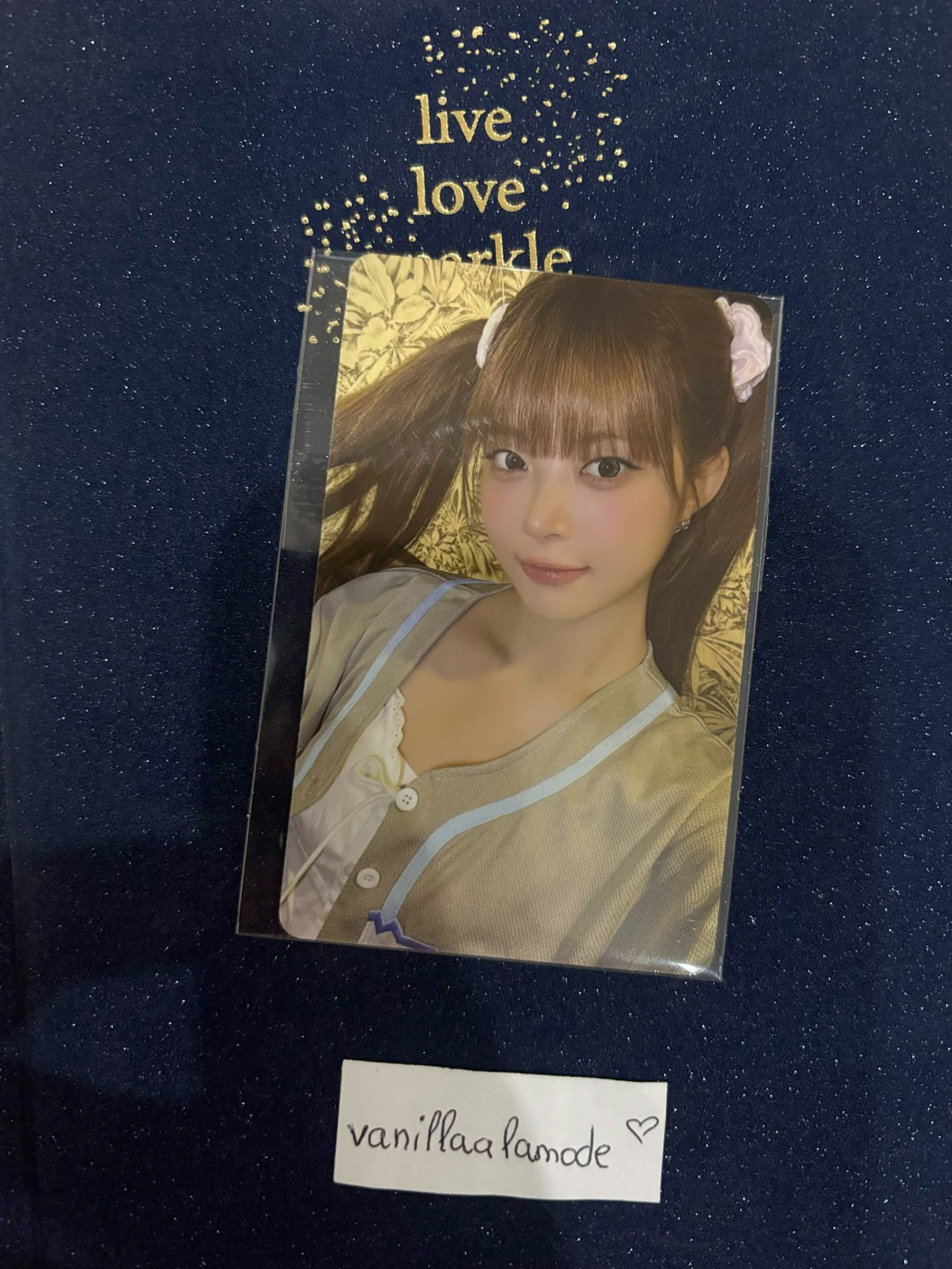LE SSERAFIM Hong Eunchae LE SSERAFIM - Hong Eunchae - Made My Night Album weverse global shop (wvg) video call/fancall listing photo 1