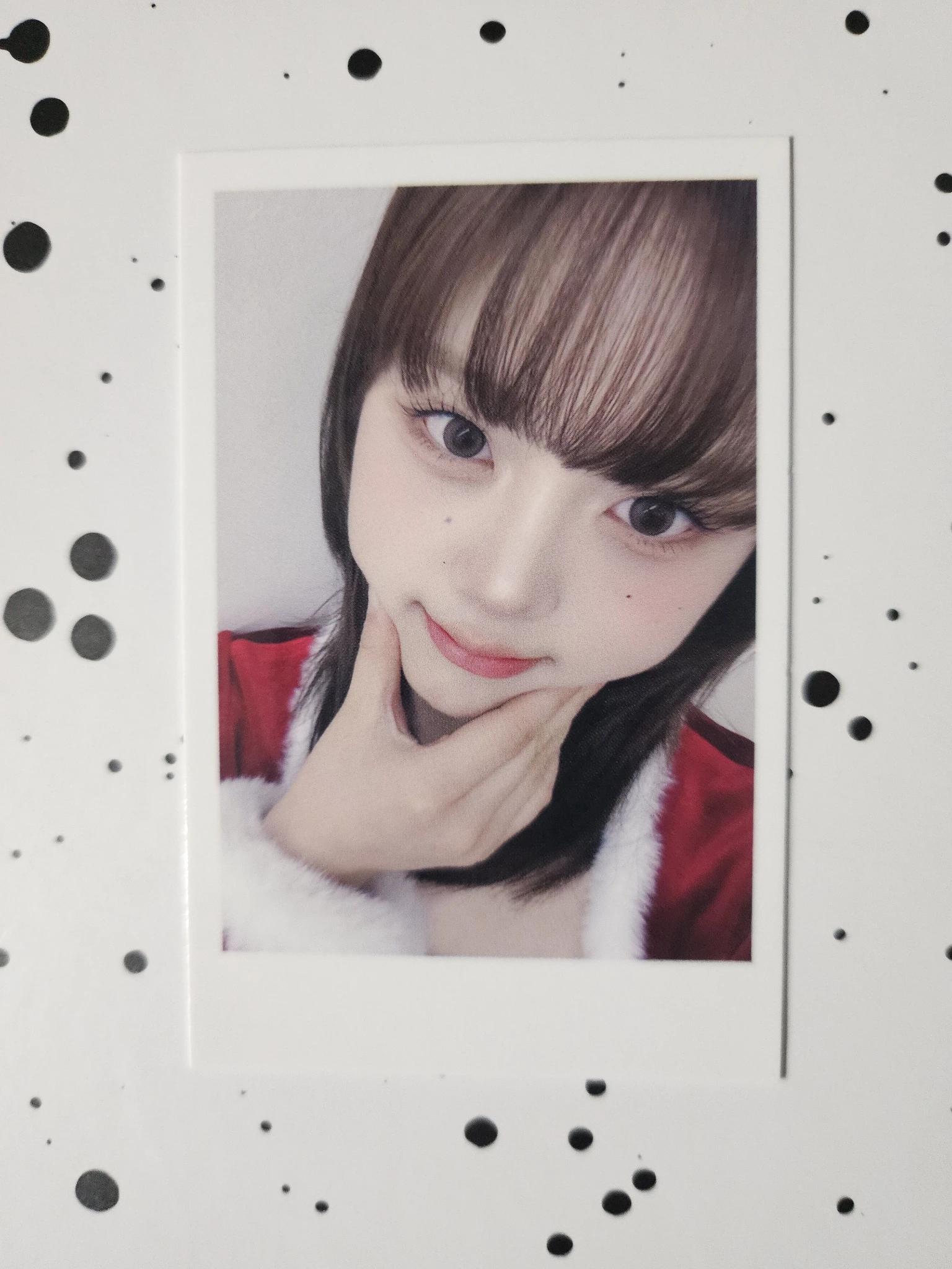 tripleS Seoah tripleS - Seoah - Beyond Beauty Album jump up polaroid fansign round 2 listing photo 1
