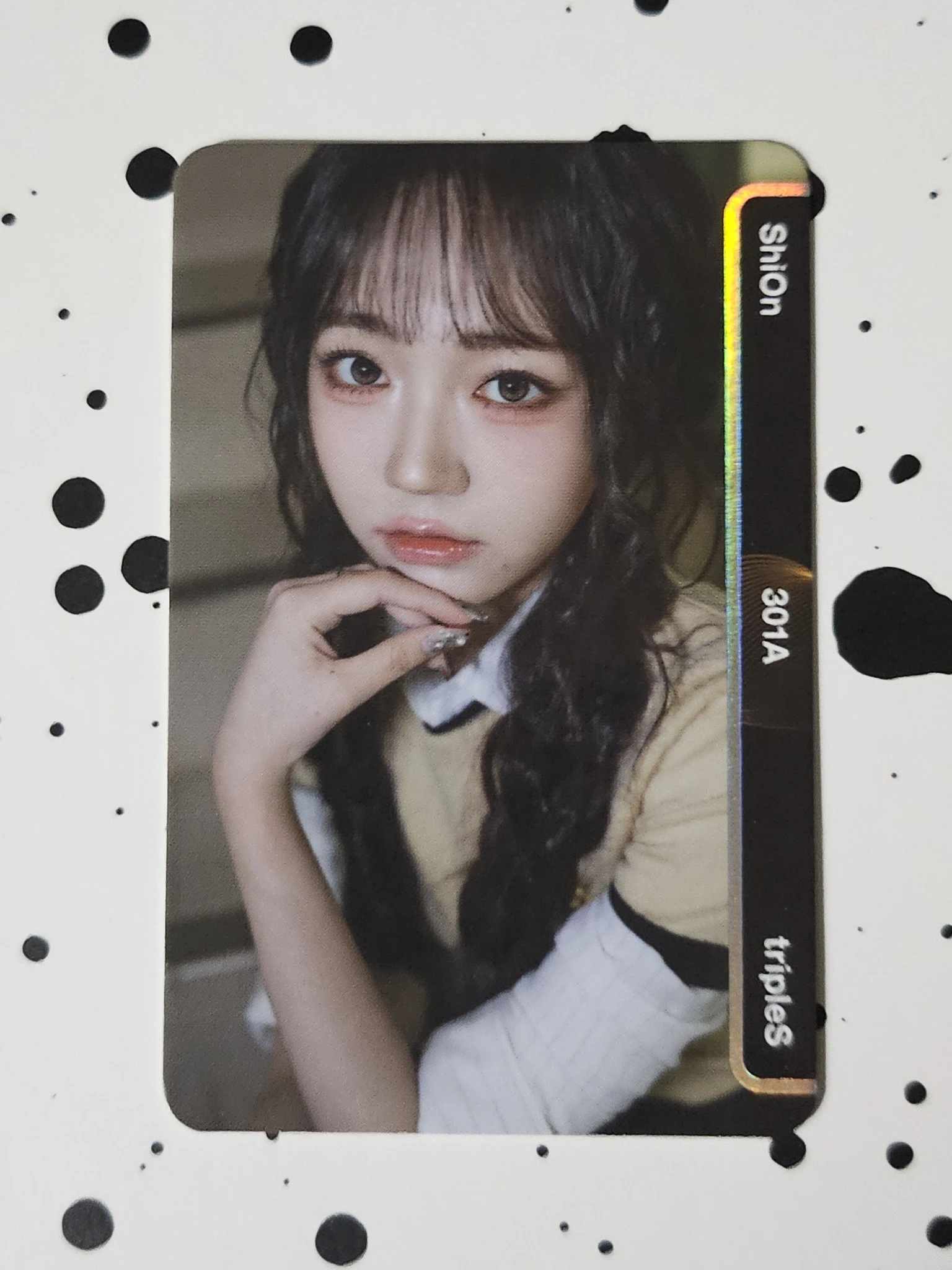 tripleS Shion tripleS - Shion - Beyond Beauty Album album photocard objekt music album listing photo 1