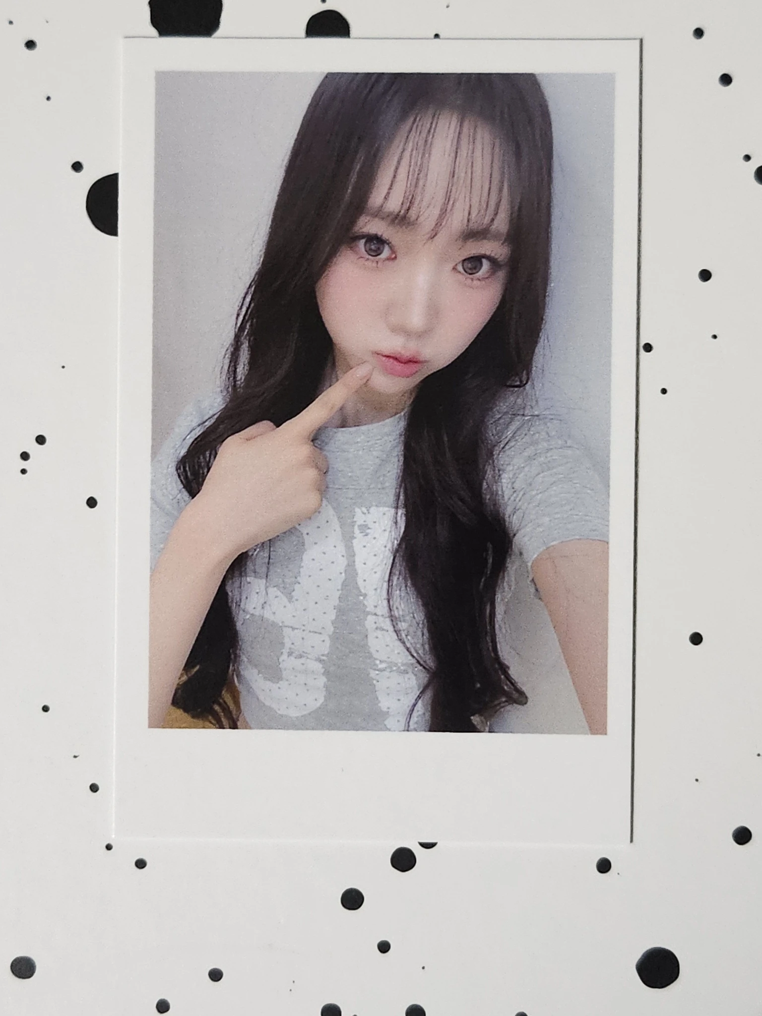 tripleS Shion tripleS - Shion - Assemble25 Album jump up round 2 fansign polaroid listing photo 1