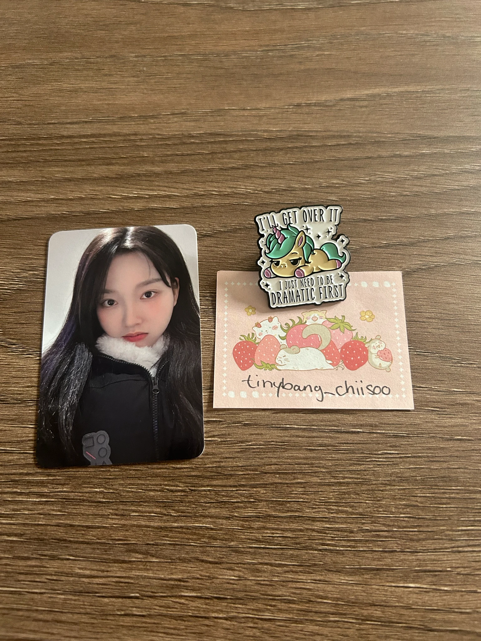 LOONA Go Won LOONA - Go Won - LOOK:NA Hobbyplanet: Season 1 MD Other merch photocard down jumper apology set listing photo 1