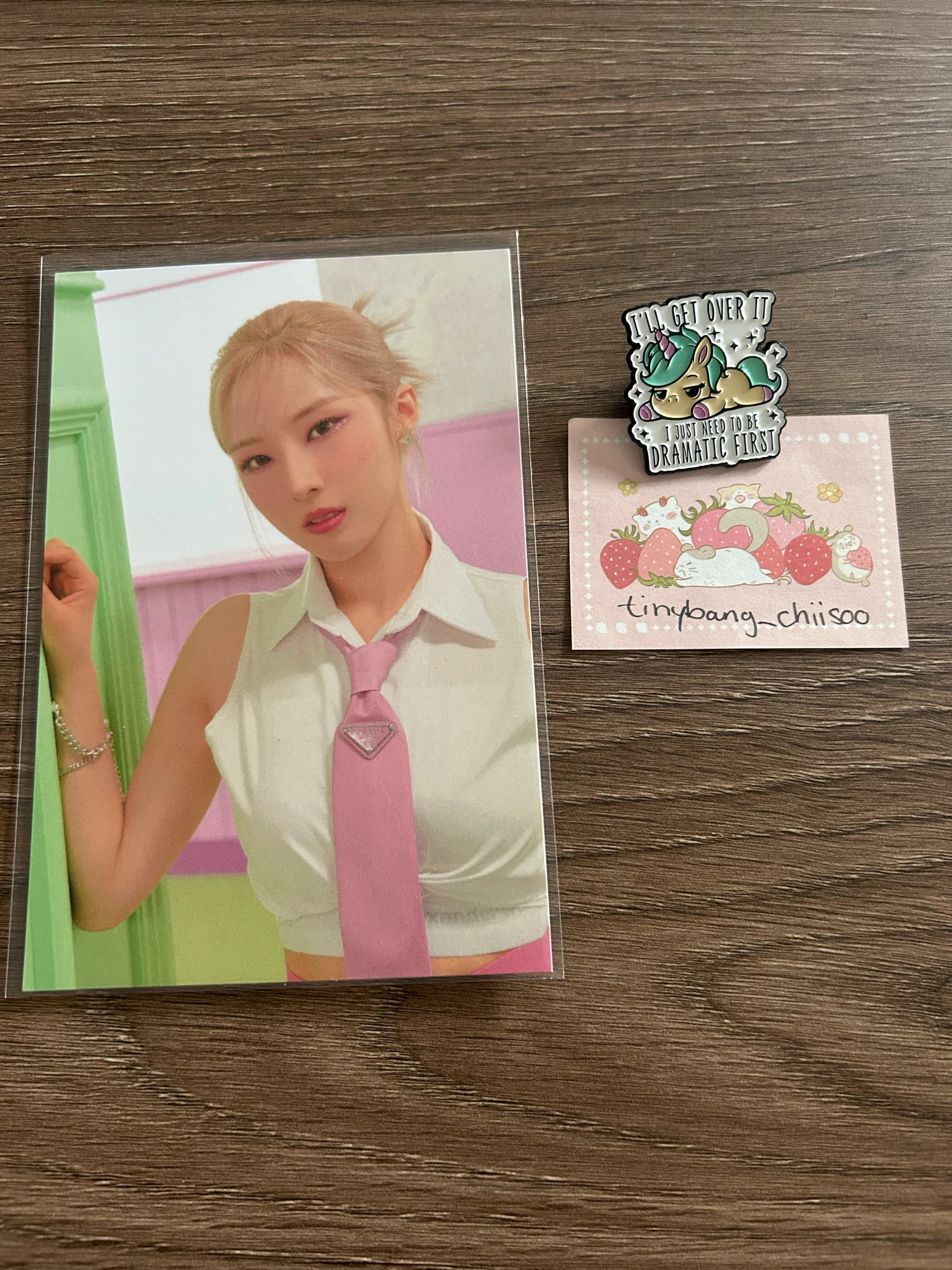 LOONA HaSeul LOONA - HaSeul - Flip That Album postcard makestar postcard set listing photo 1