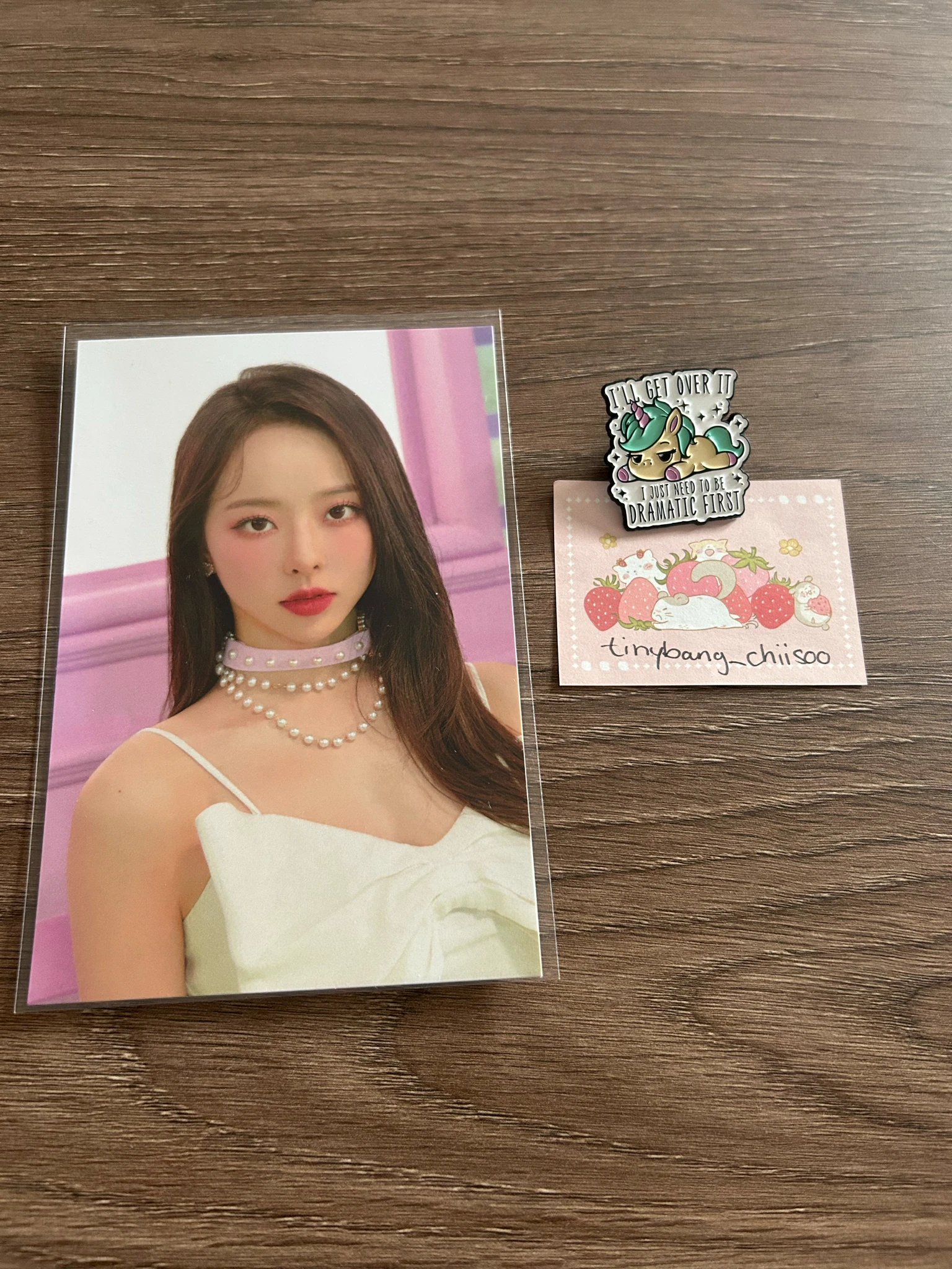 LOONA ViVi LOONA - ViVi - Flip That Album postcard makestar postcard set listing photo 1