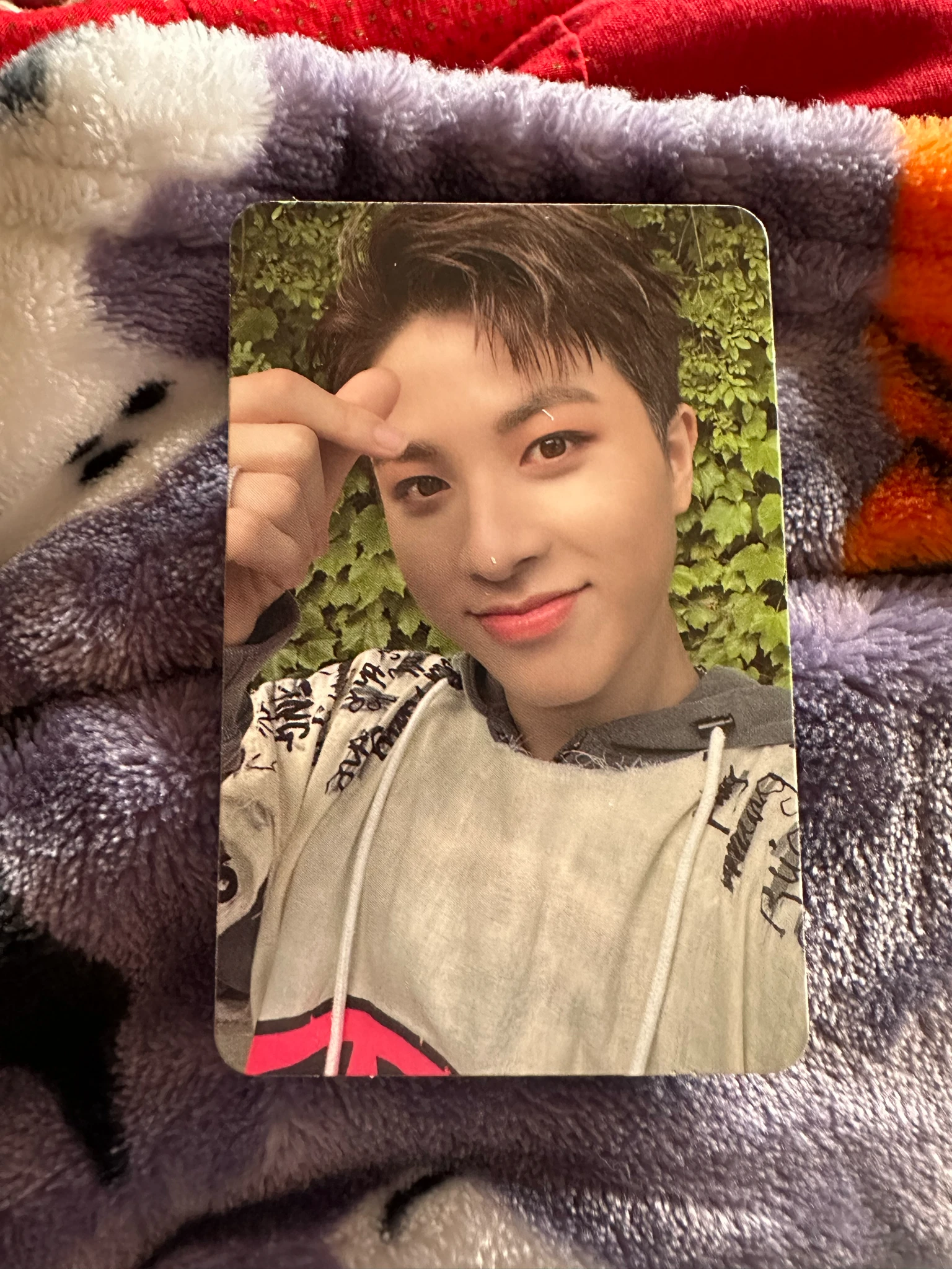 TREASURE So Junghwan TREASURE - So Junghwan - THE FIRST STEP: CHAPTER ONE Album white version album photocard version 1 selfie listing photo 1