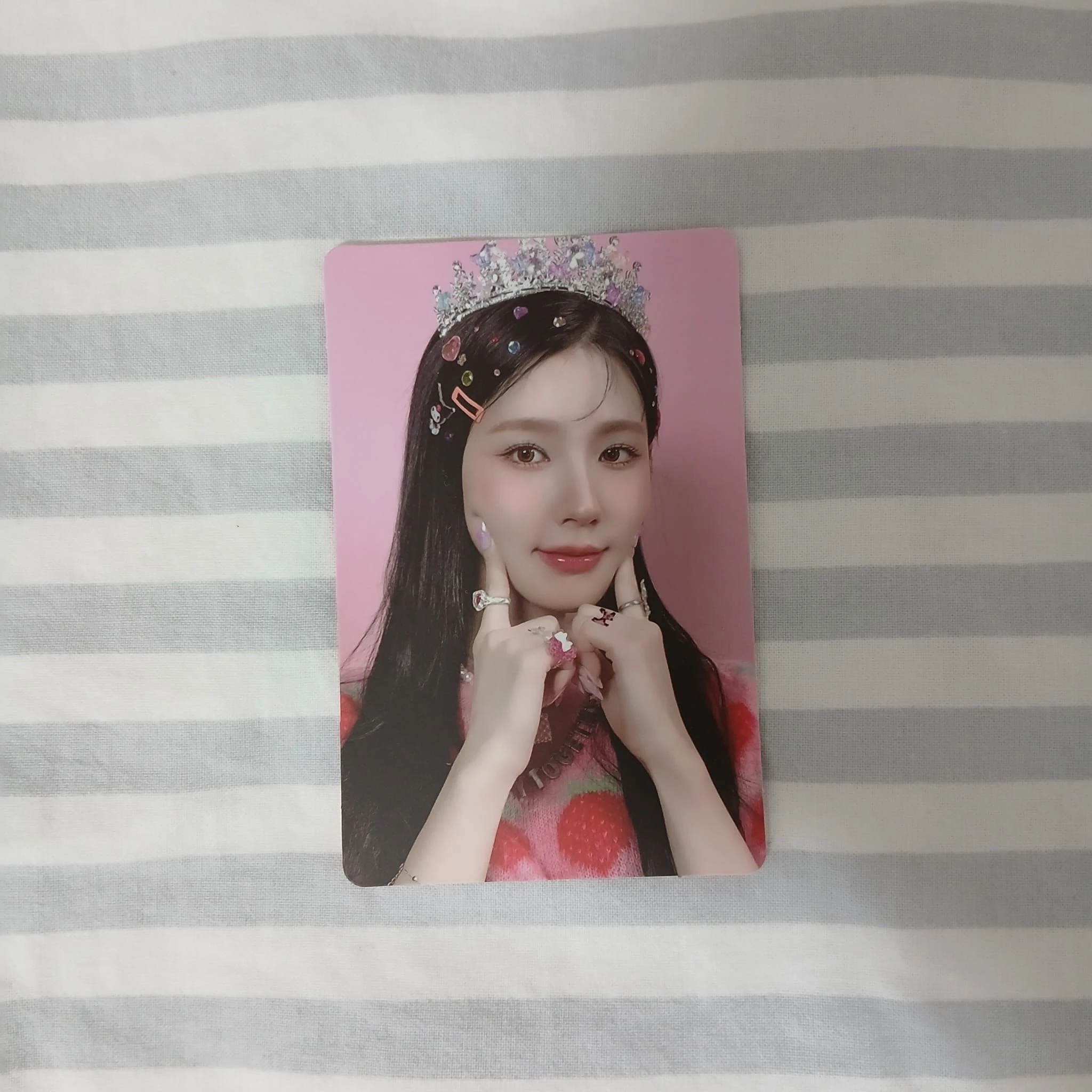 i-dle Miyeon i-dle - Miyeon - I Feel Album international exclusive non-selfie US/EU exclusive queen version listing photo 1