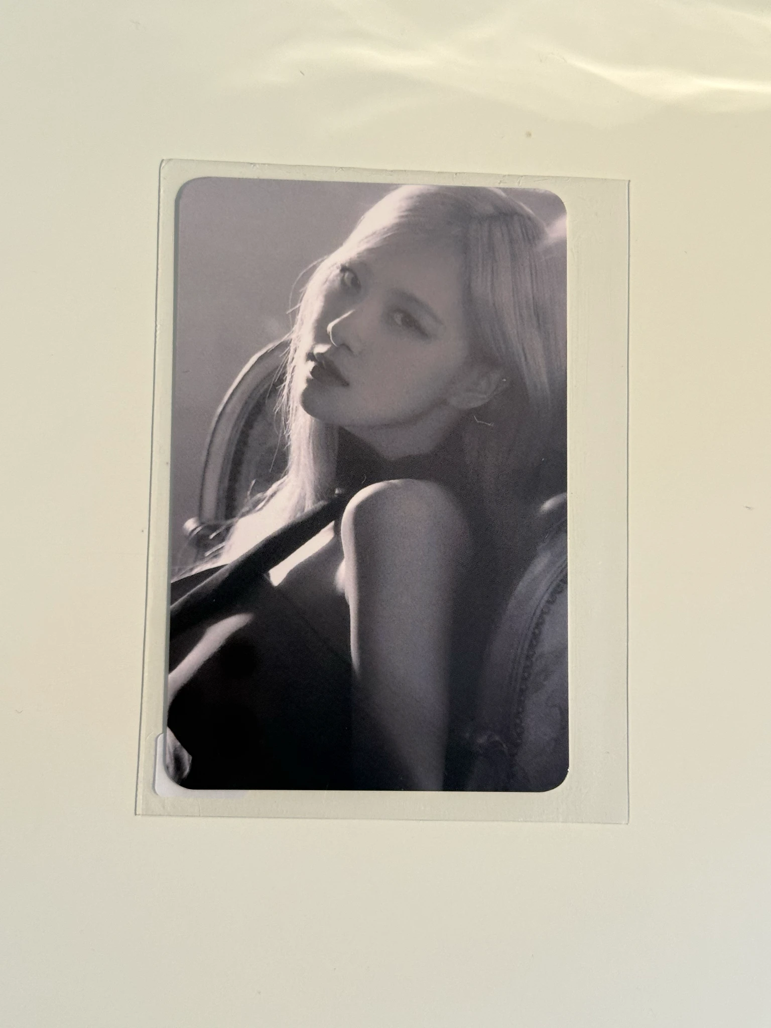 BLACKPINK Rosé BLACKPINK - Rosé - Rose - ‘R’ Photobook Special Edition Other special version ktown4u photobook photocard pob (pre-order benefit) listing photo 1