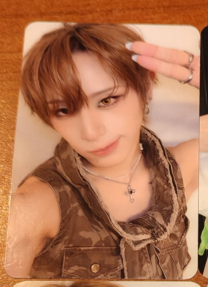 XLOV Haru XLOV - Haru - I, God Album special pack album photocard listing photo 1