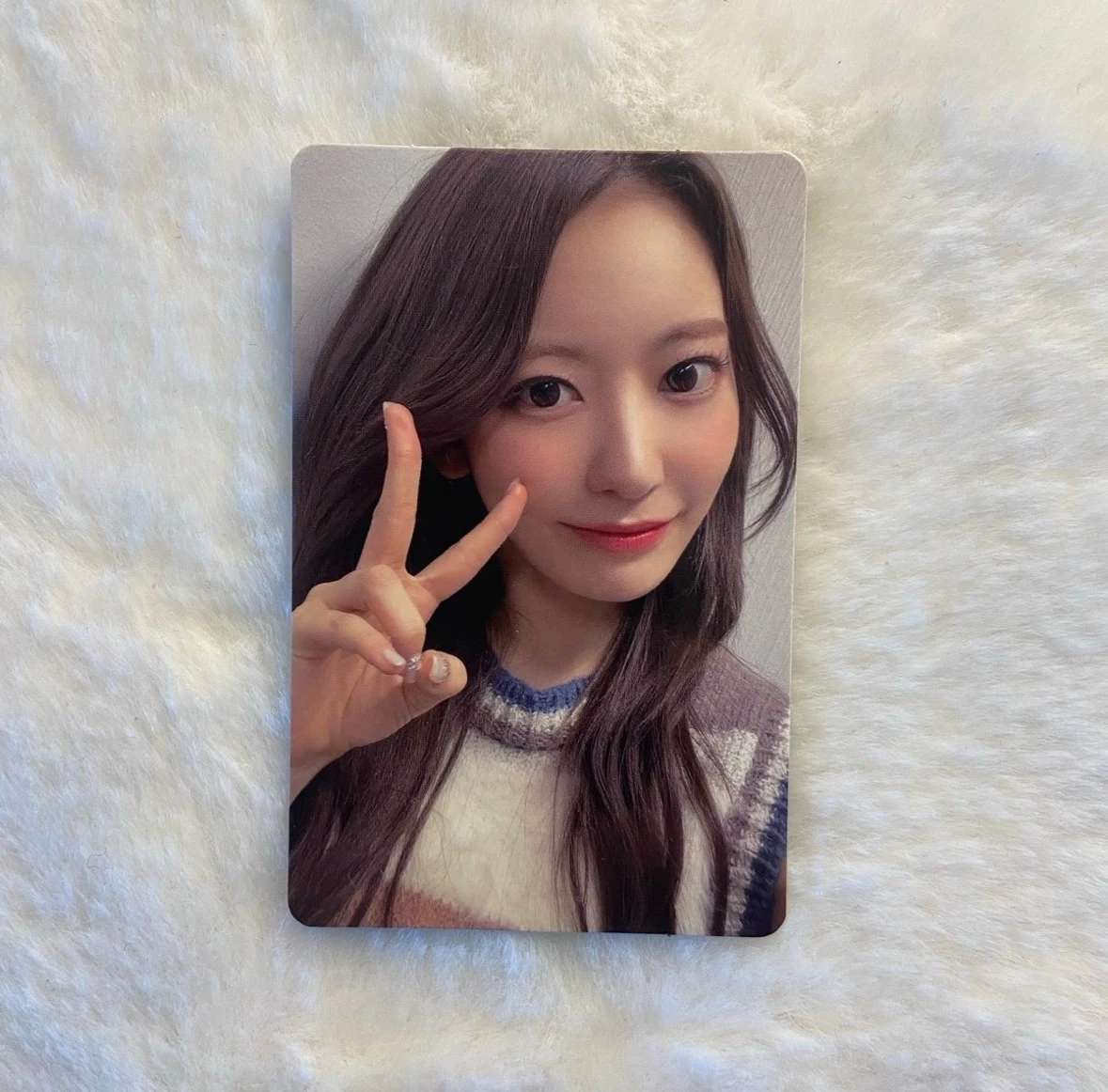 LE SSERAFIM Sakura LE SSERAFIM - Sakura - 2023 FEARNOT Welcome Kit Other photocard set listing photo 1