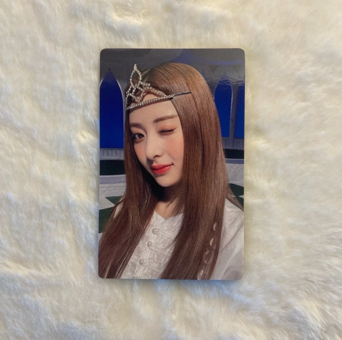 LE SSERAFIM Huh Yunjin LE SSERAFIM - Huh Yunjin - FEARLESS (Japanese Ver.) Album album photocard listing photo 1