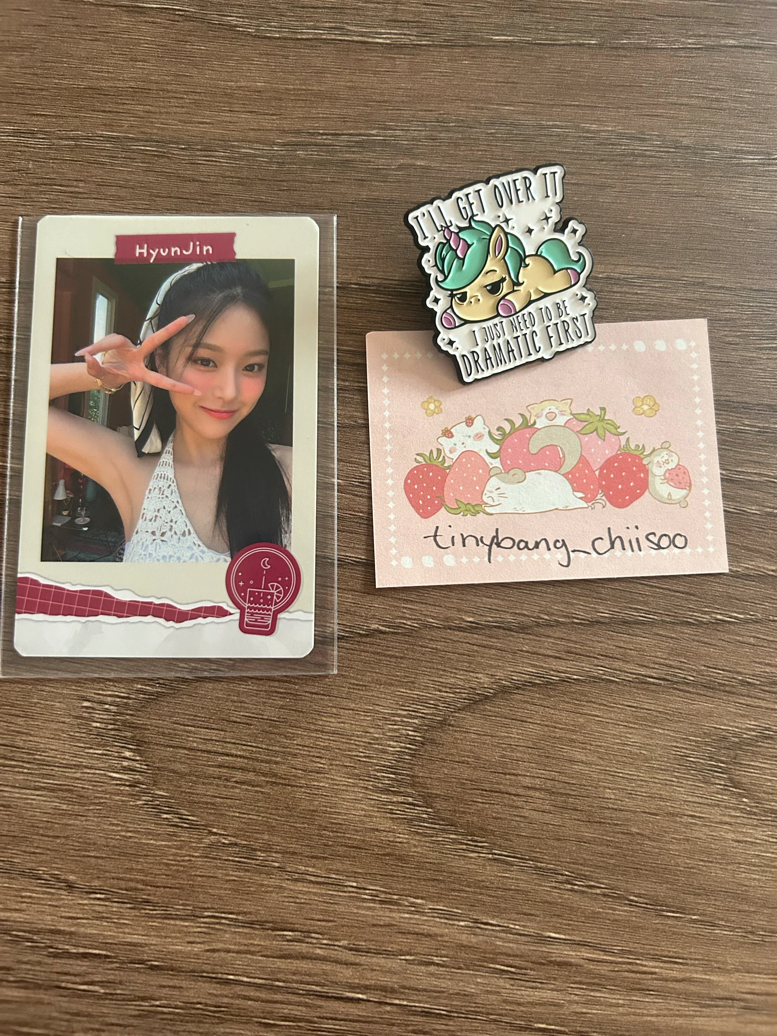 LOONA HyunJin LOONA - HyunJin - Summer Package 2022: LOONA's Vacation Other polaroid set polaroid merch photocard listing photo 1