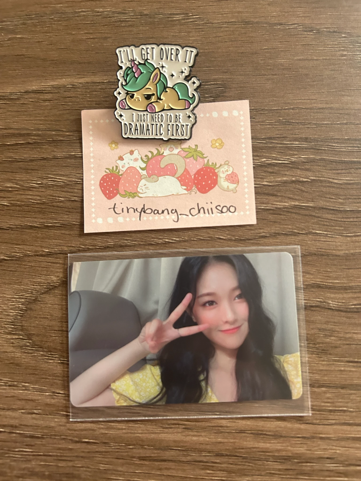 LOONA HyunJin LOONA - HyunJin - Summer Package 2020: LOONA Island Other merch photocard photocard set pob (pre-order benefit) listing photo 1