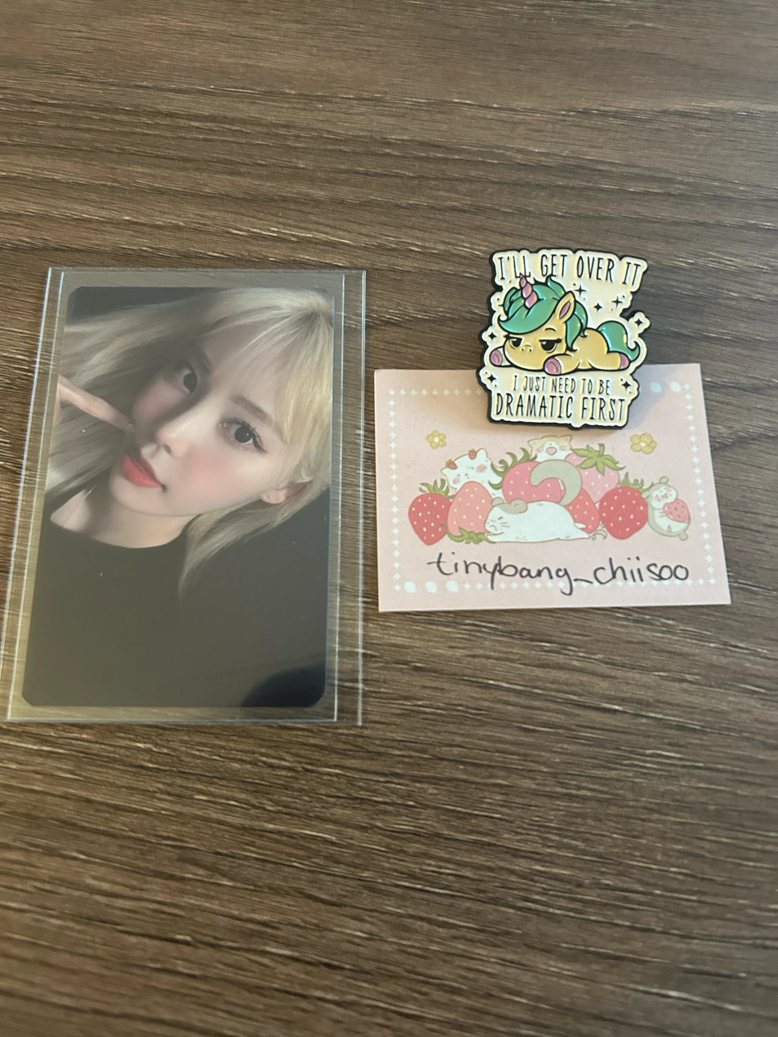 LOONA JinSoul LOONA - JinSoul - 2022 1st World Tour LOONATHEWORLD Event mymusictaste (mmt) trading card photocard set listing photo 1